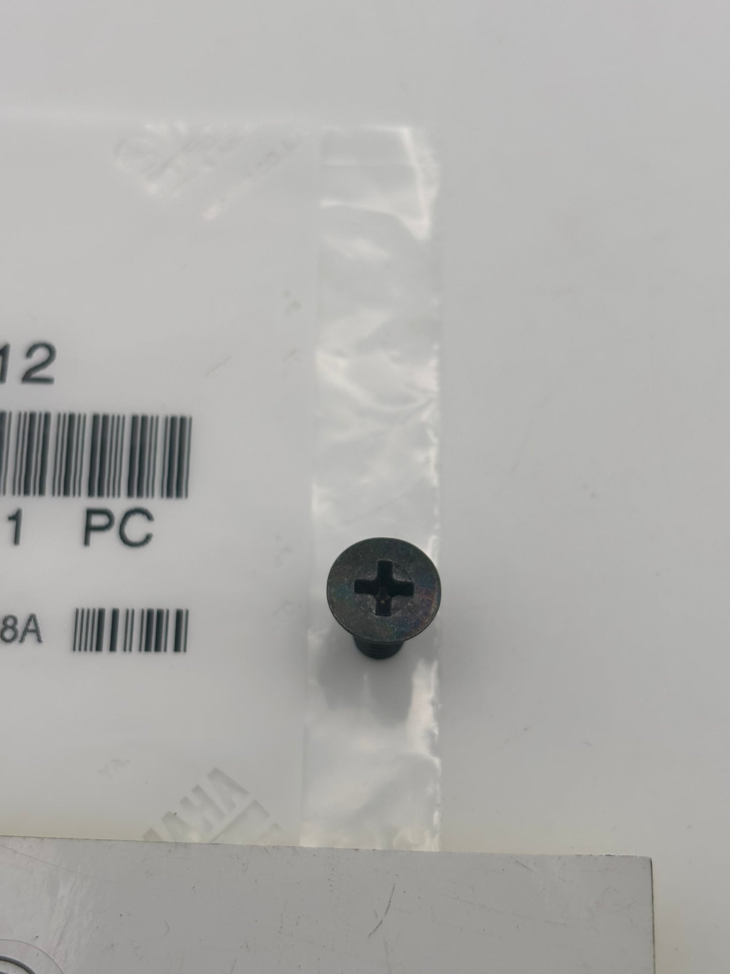 YAMAHA FLAT HEAD SCREW (SUB 98706-05012-00 98701-05012-00 ) 98707-05012-00 Y129