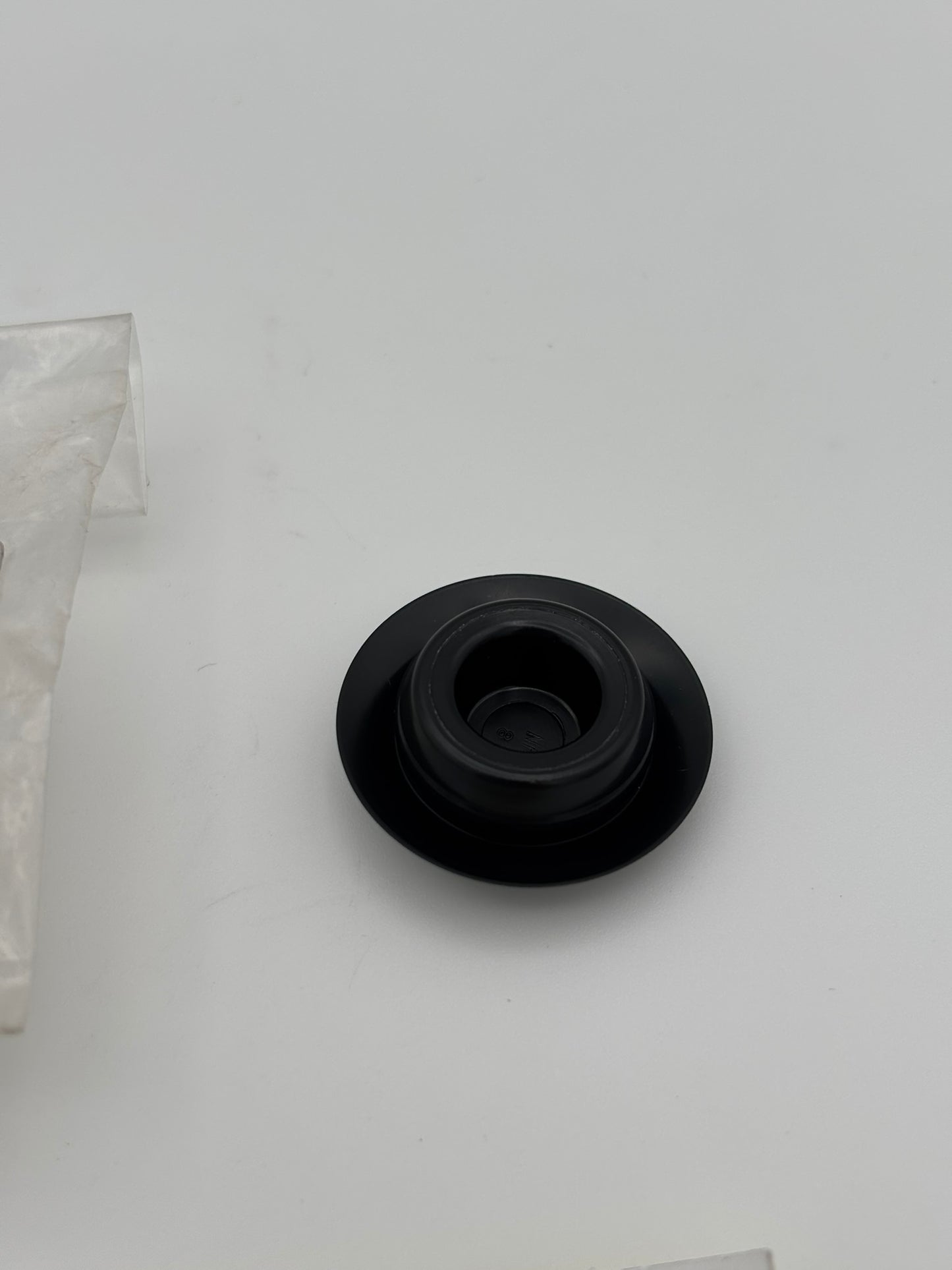 YAMAHA GROMMET 90480-18M74-00 Y208