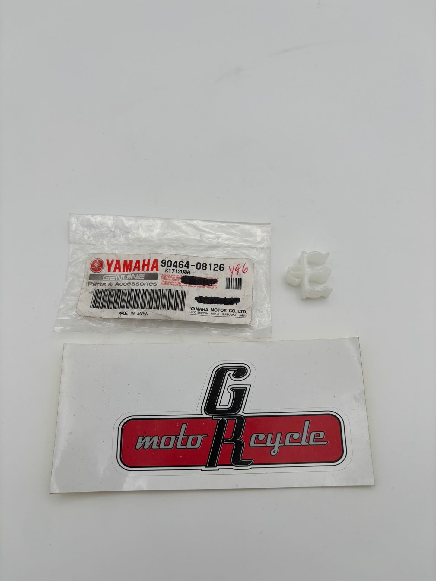 YAMAHA CLAMP (87A) 90464-08126-00 Y208