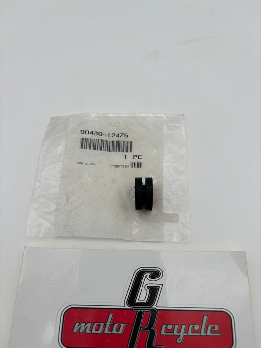 YAMAHA GROMMET (2GH) 90480-12475-00 Y208