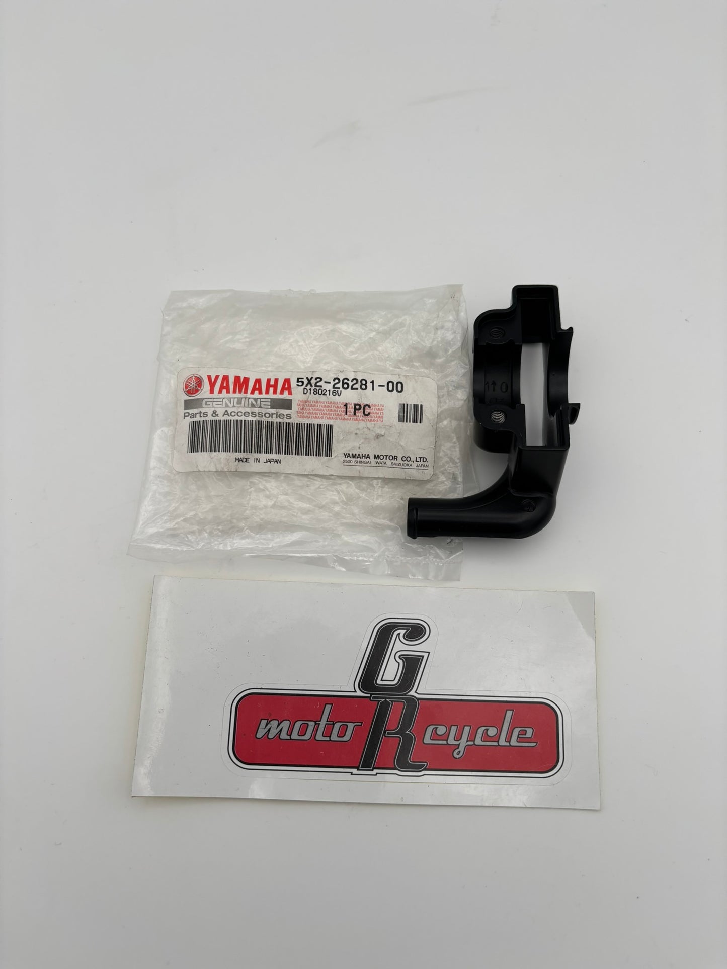 YAMAHA UPPER GRIP CAP 5X2-26281-00-00 Y209