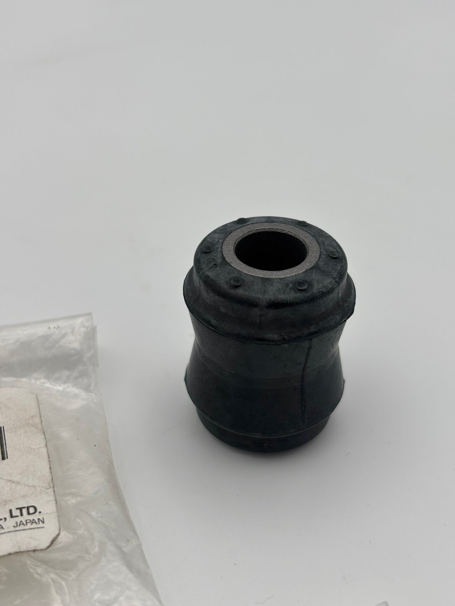 YAMAHA SHOCK ABSORBER 59V-2331R-00-00 Y209