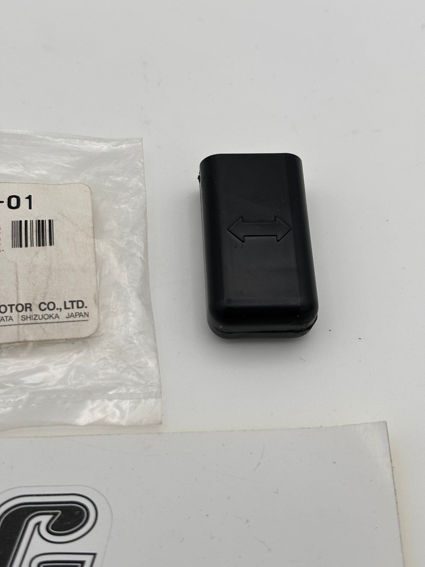 YAMAHA COVER 682-43318-01-00 Y210