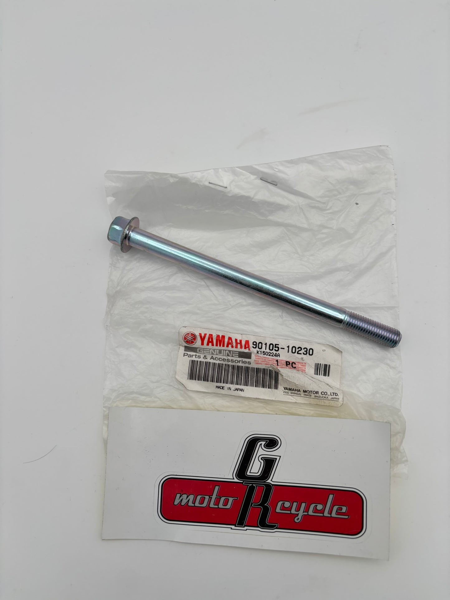 YAMAHA FLANGE BOLT 90105-10230-00 Y212