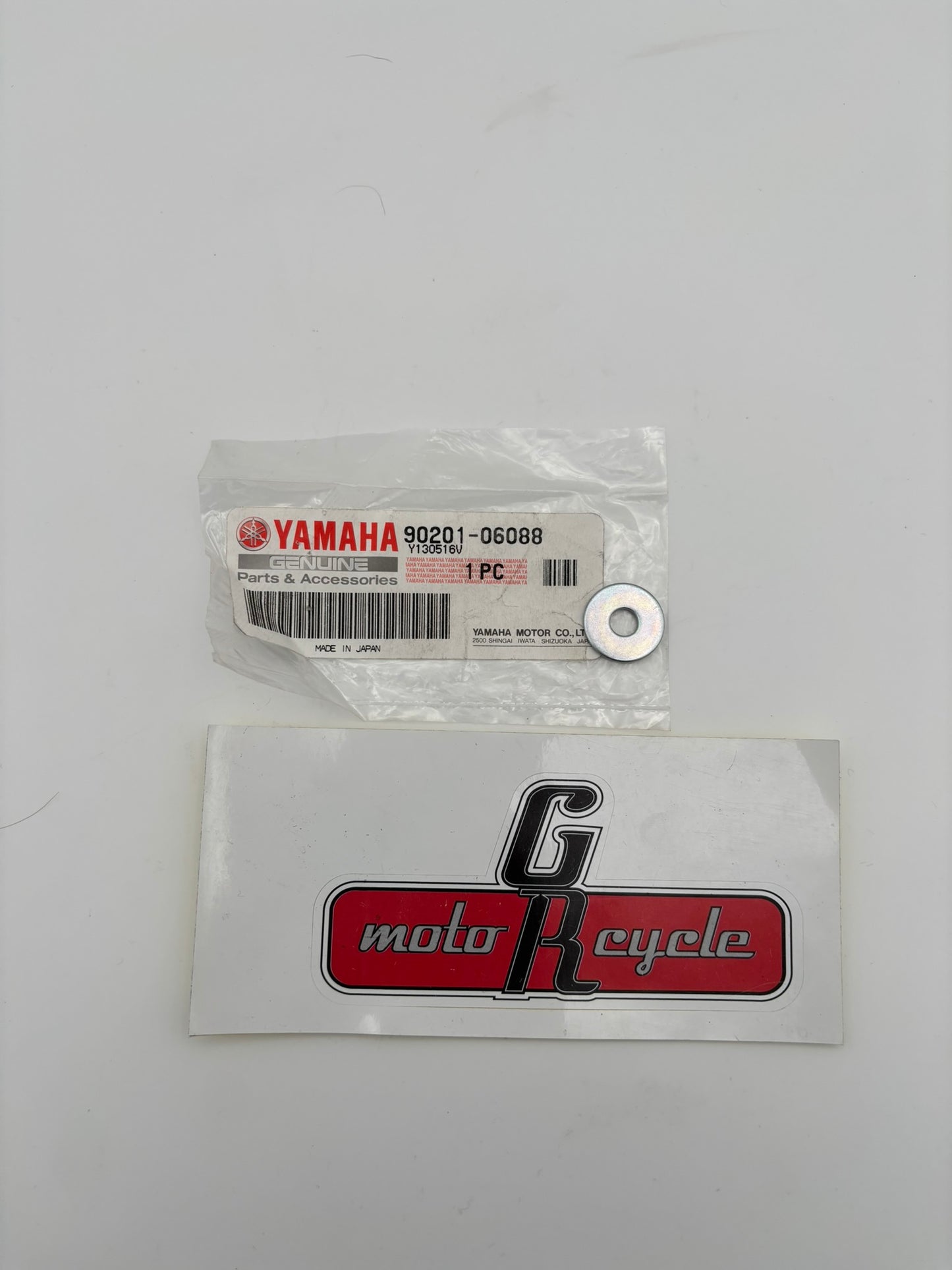 YAMAHA PLATE WASHER 90201-06088-00 Y212