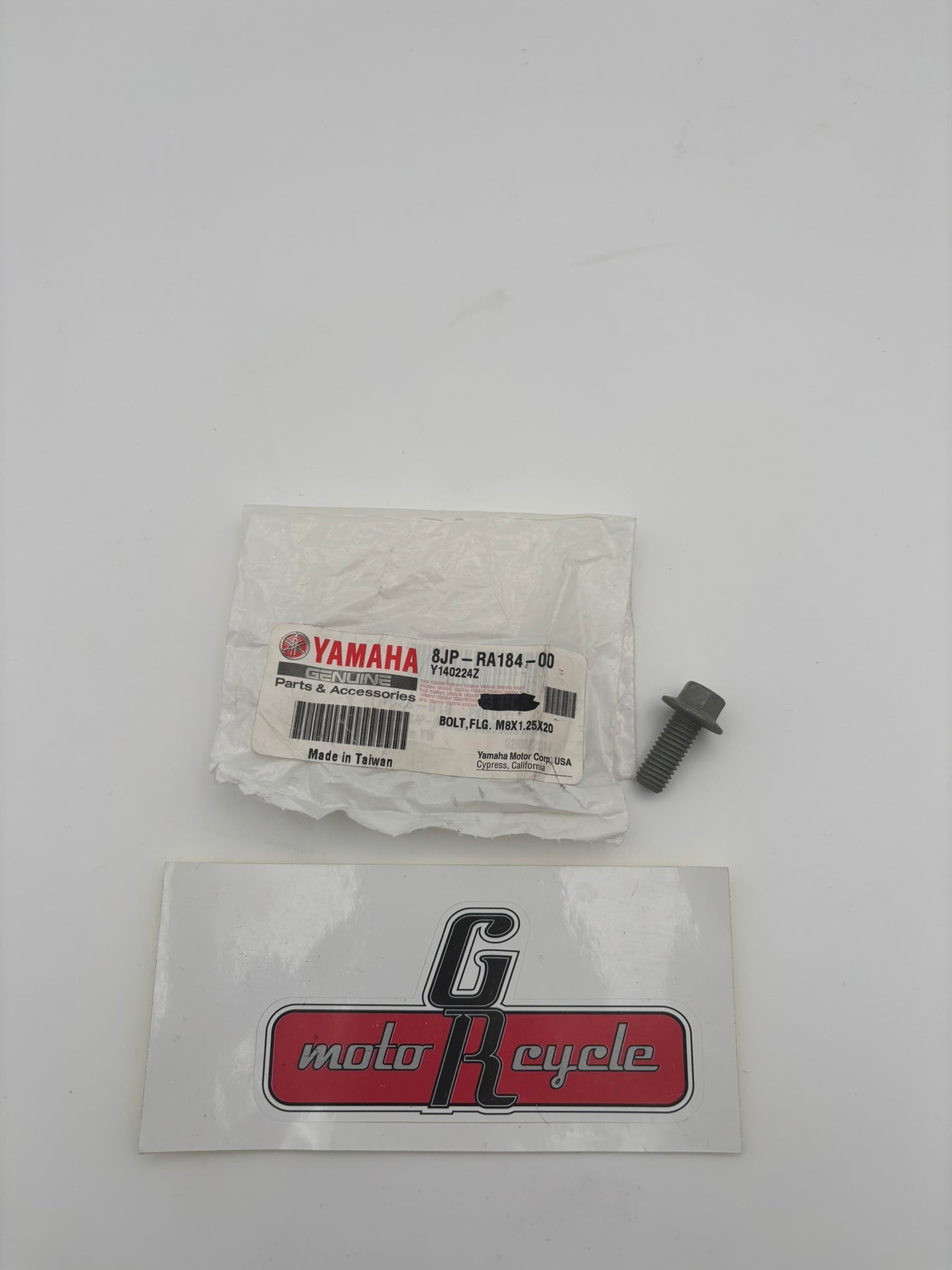 YAMAHA FLANGE BOLT M8X1.25 8JP-RA184-00-00 Y214