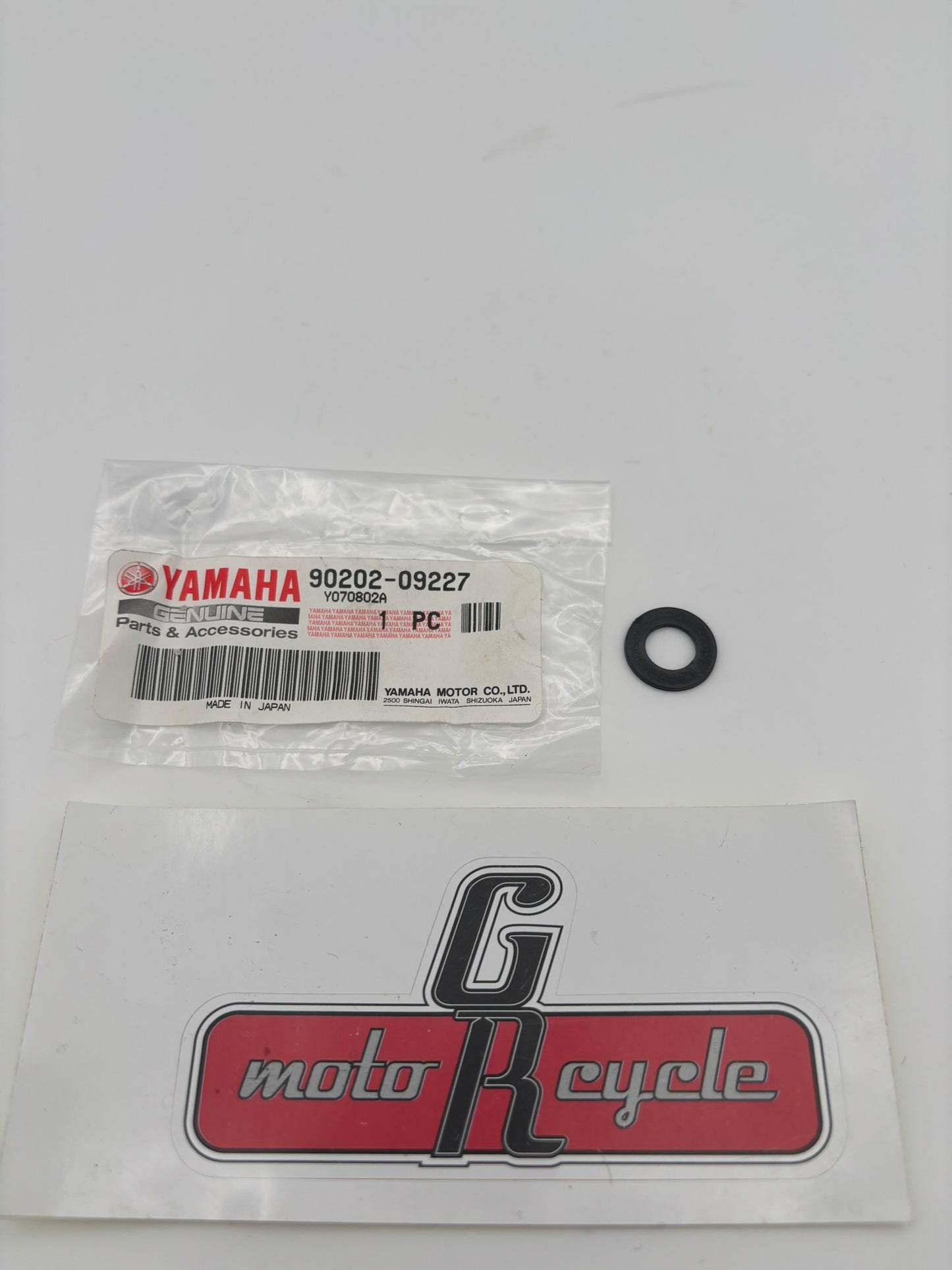 YAMAHA PLATE WASHER (8BV) 90202-09227-00 Y215