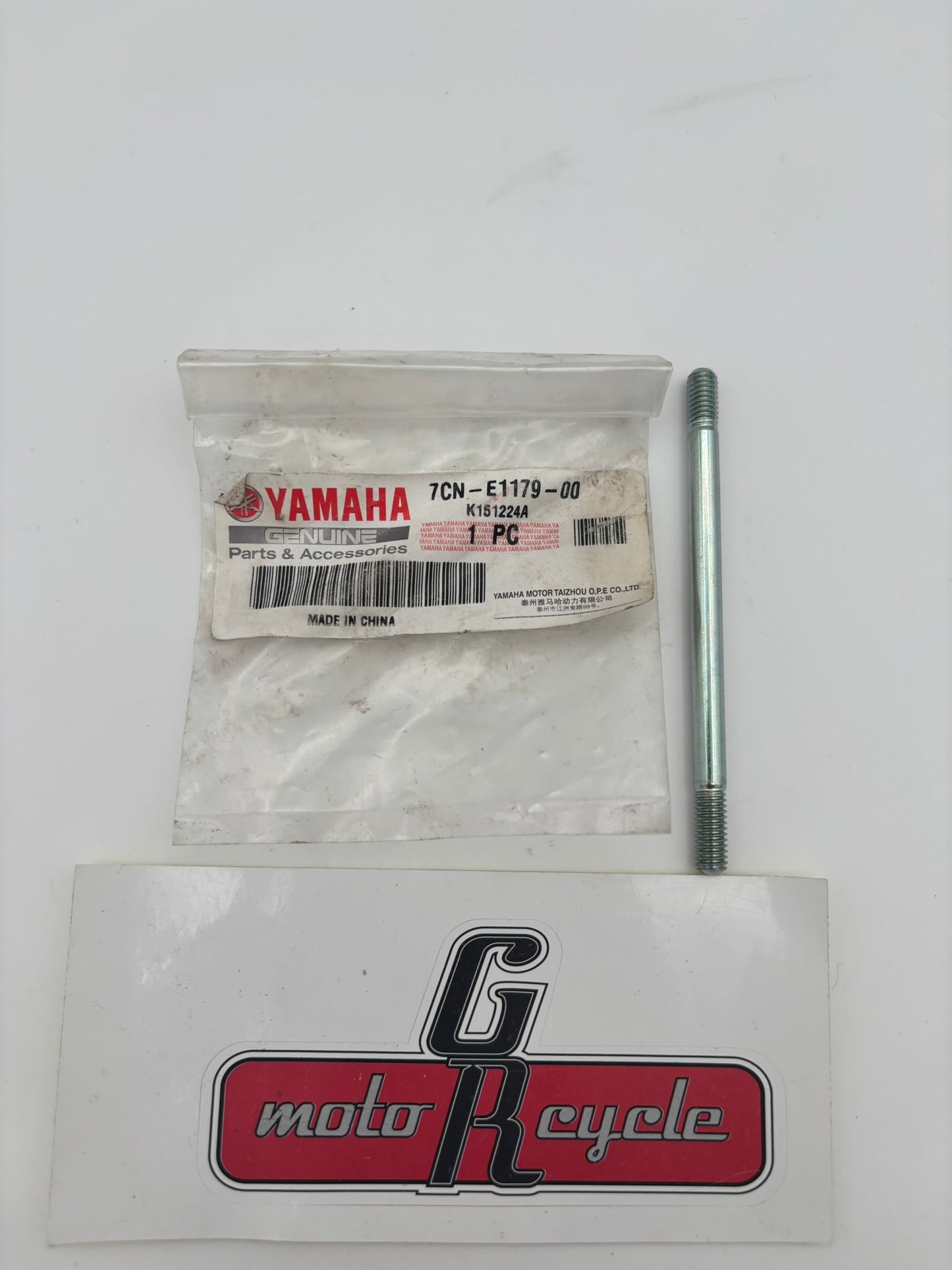 YAMAHA STUD BOLT 7CN-E1179-00-00 Y217