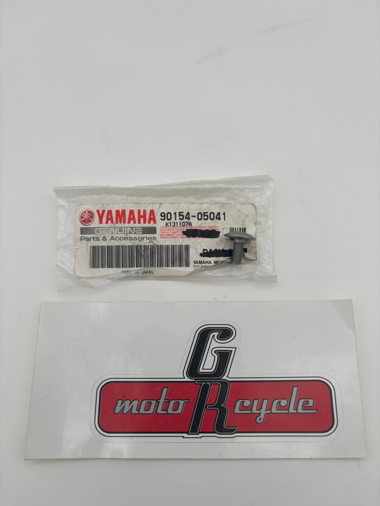 YAMAHA BINDING SCREW 90154-05041-00 Y219