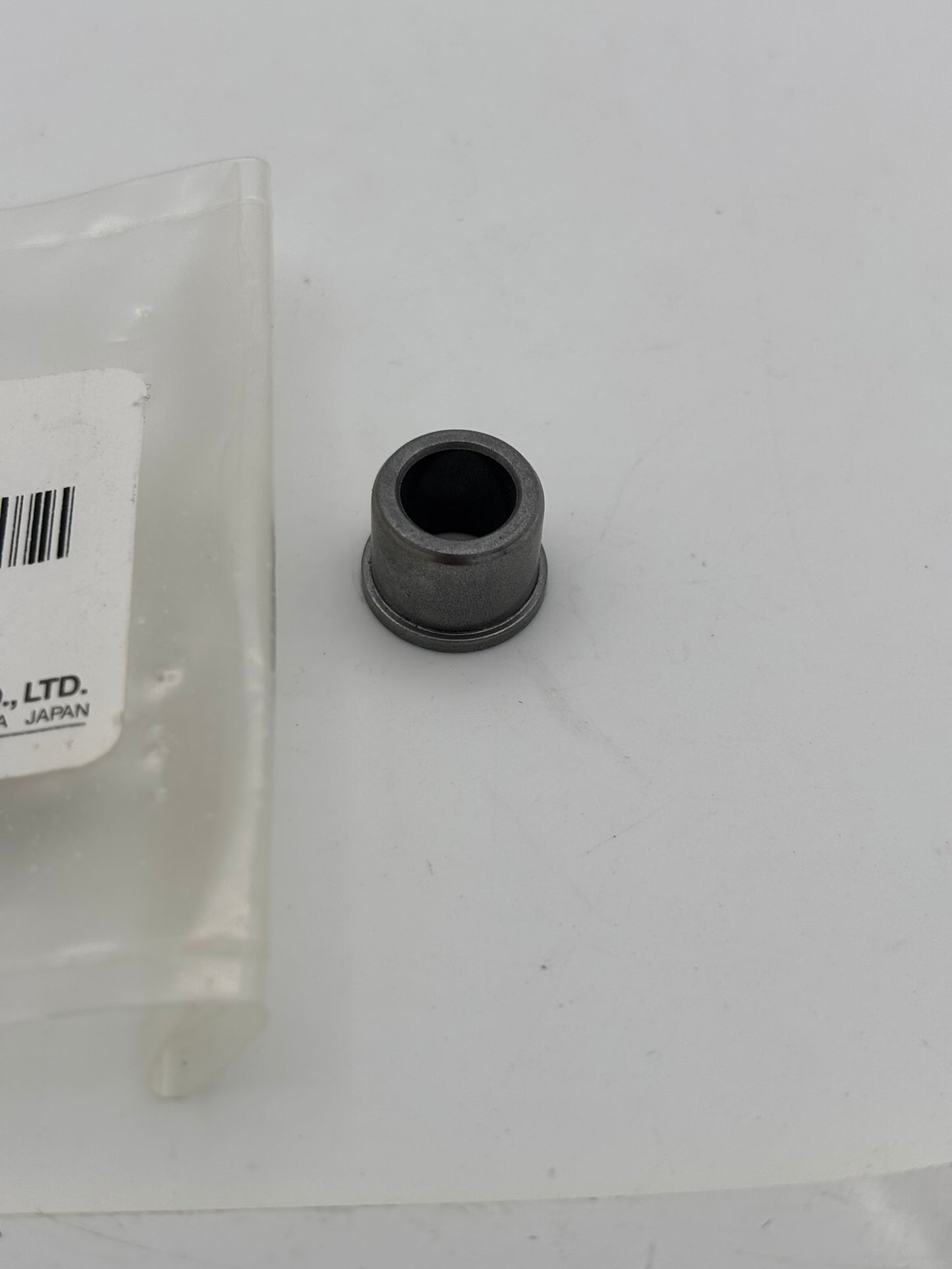 YAMAHA SOLID BUSH (SUB 214-17843-00-00 ) 90381-08002-00 Y124