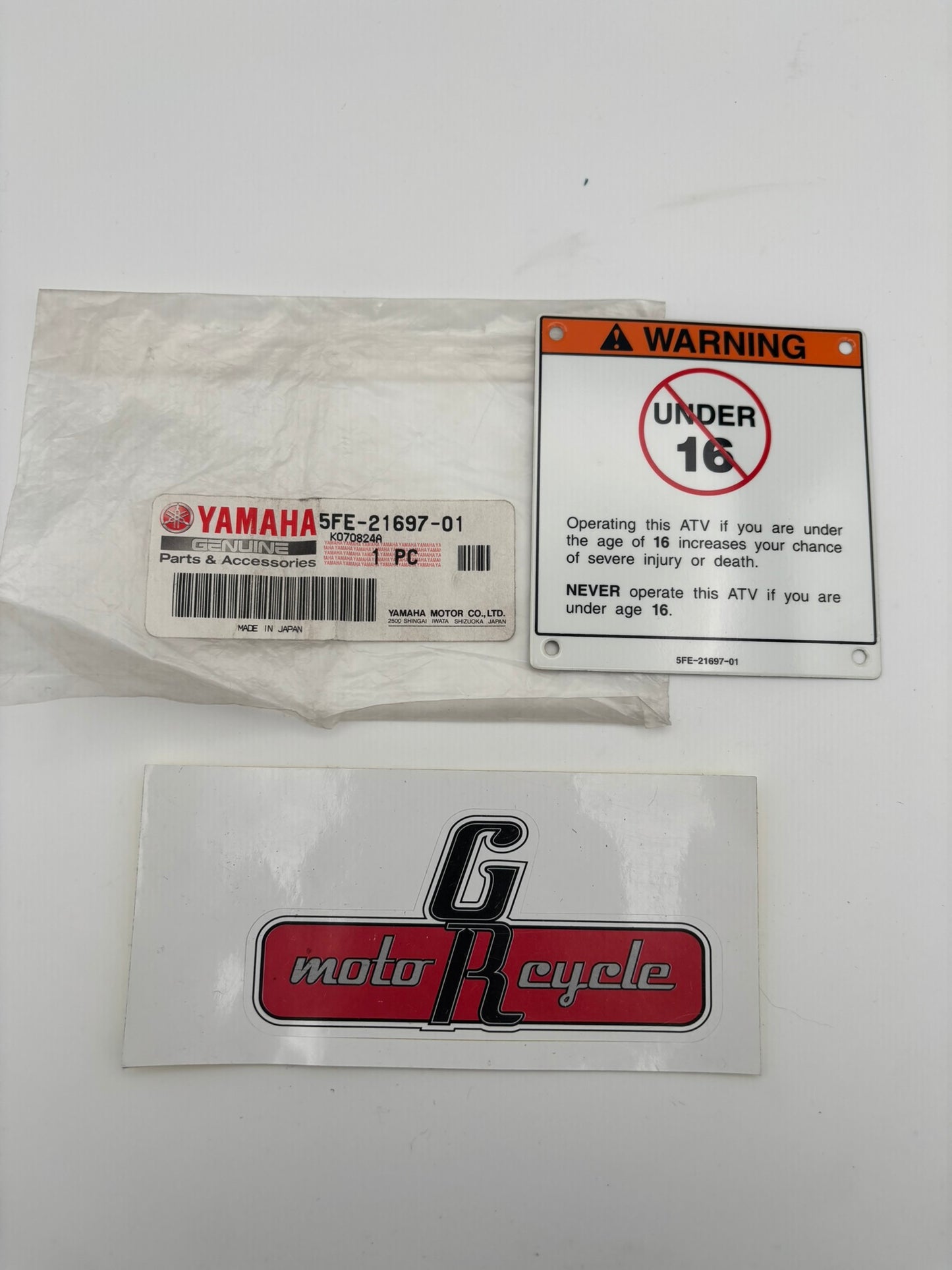 YAMAHA WARNING AGE LABEL SUB 4D3-2816L-00-00 5FE-21697-01-00 Y223