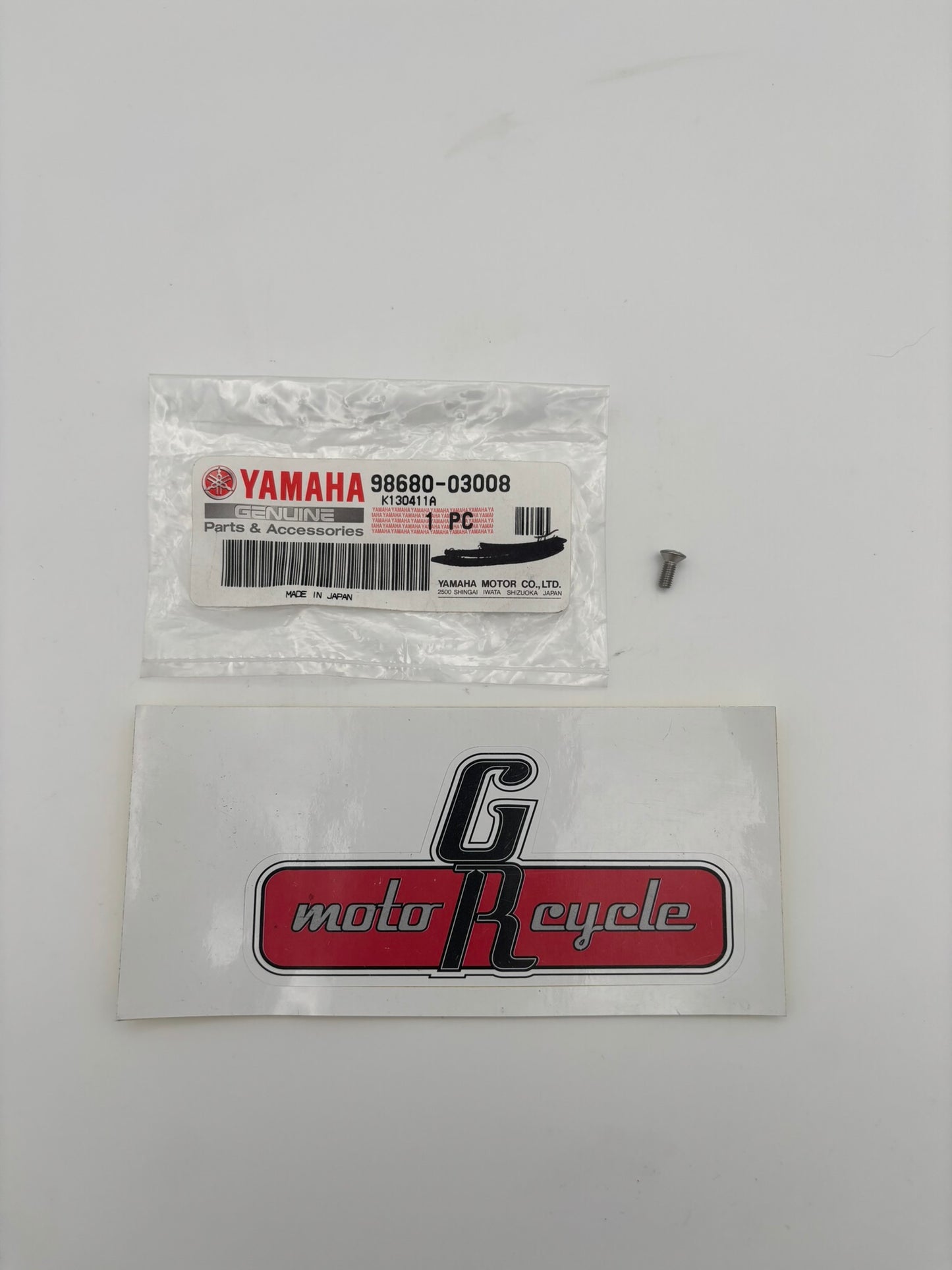 YAMAHA OVAL HEAD SCREW 98680-03008-00 Y224
