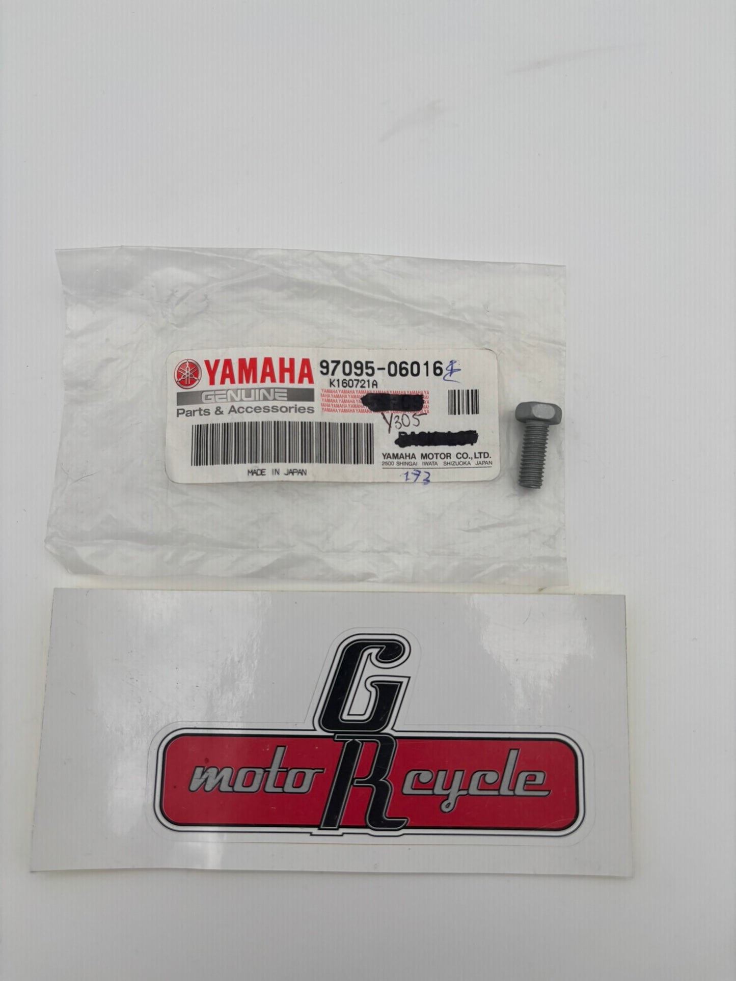 YAMAHA BOLT SUB 97D95-06016-00 97095-06016-00 Y215