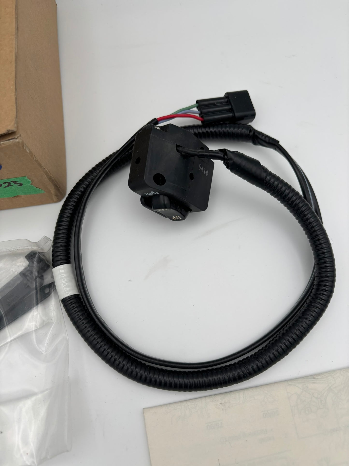 YAMAHA SPEED CONTROL SWITCH 6C5-W8186-00-00 Y227