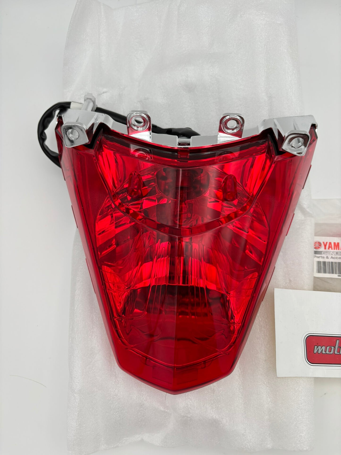 YAMAHA TAILLIGHT ASSY 1CD-H4700-01-00 Y229