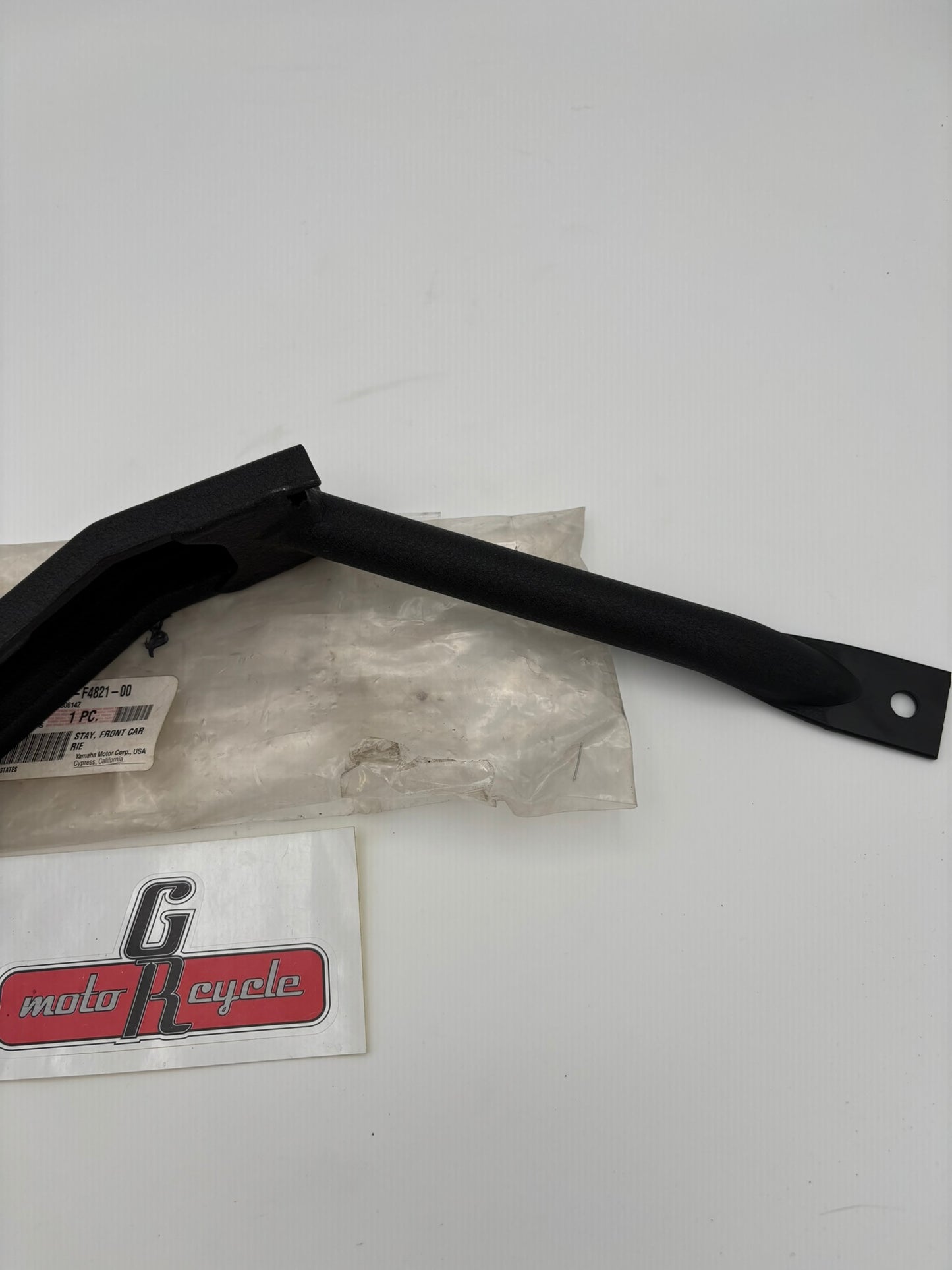 YAMAHA FRONT CARRIER STAY 1 1HP-F4821-00-00 Y229
