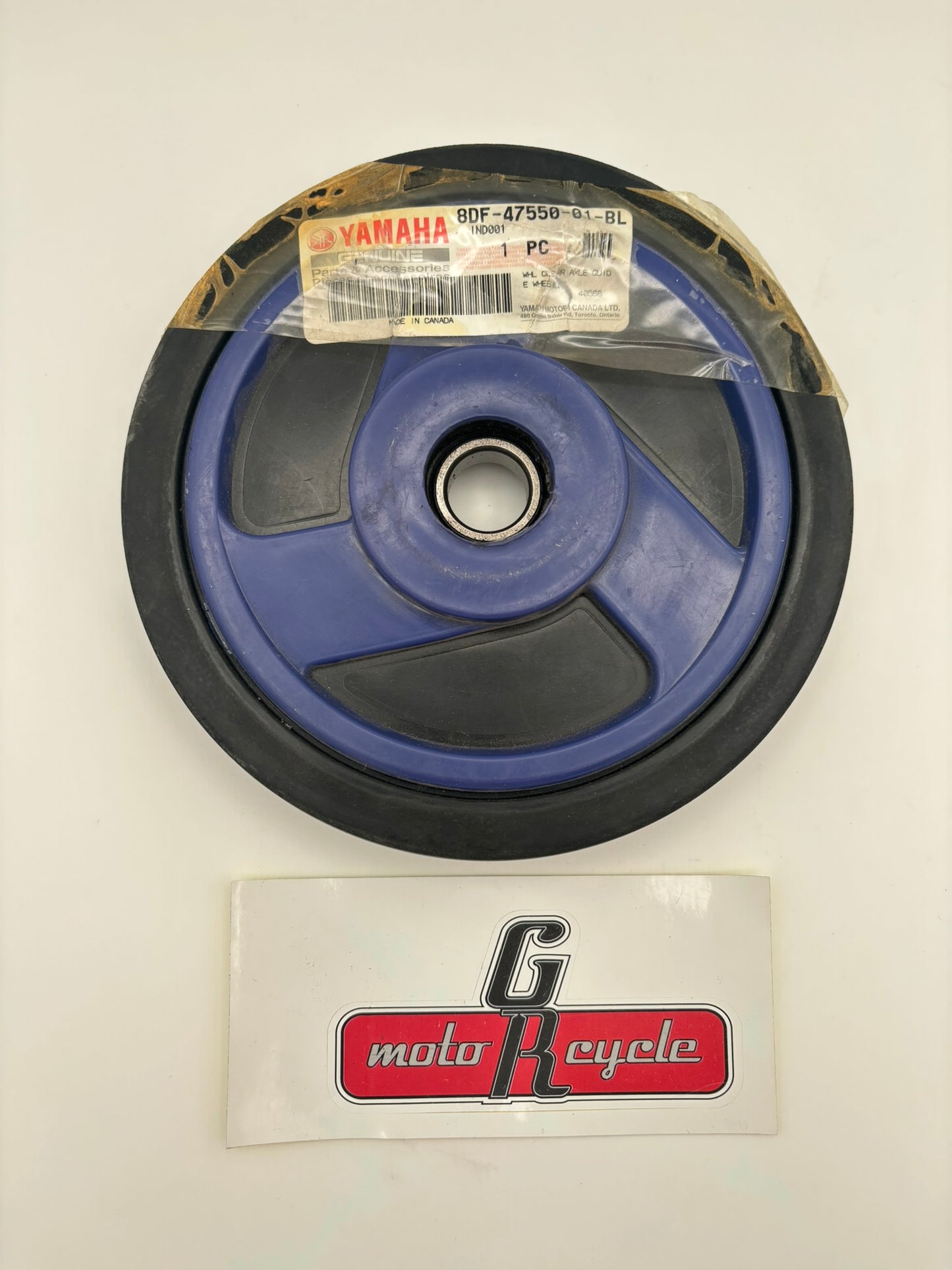 YAMAHA REAR WHEEL AXLE GUIDE 8DF-47550-01-BL Y230