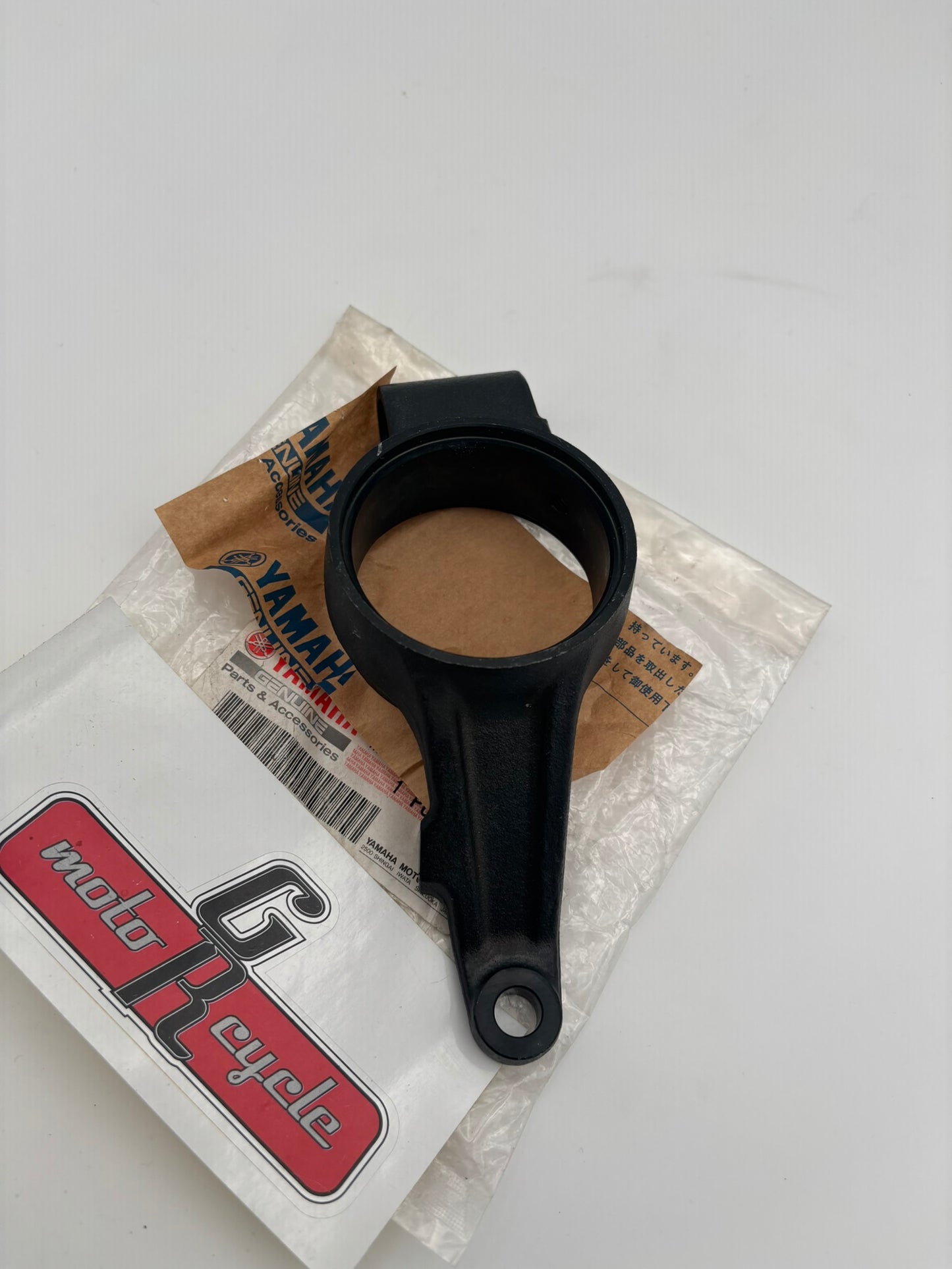 YAMAHA OUTSIDE ARM 1 82M-23851-00-00 Y234