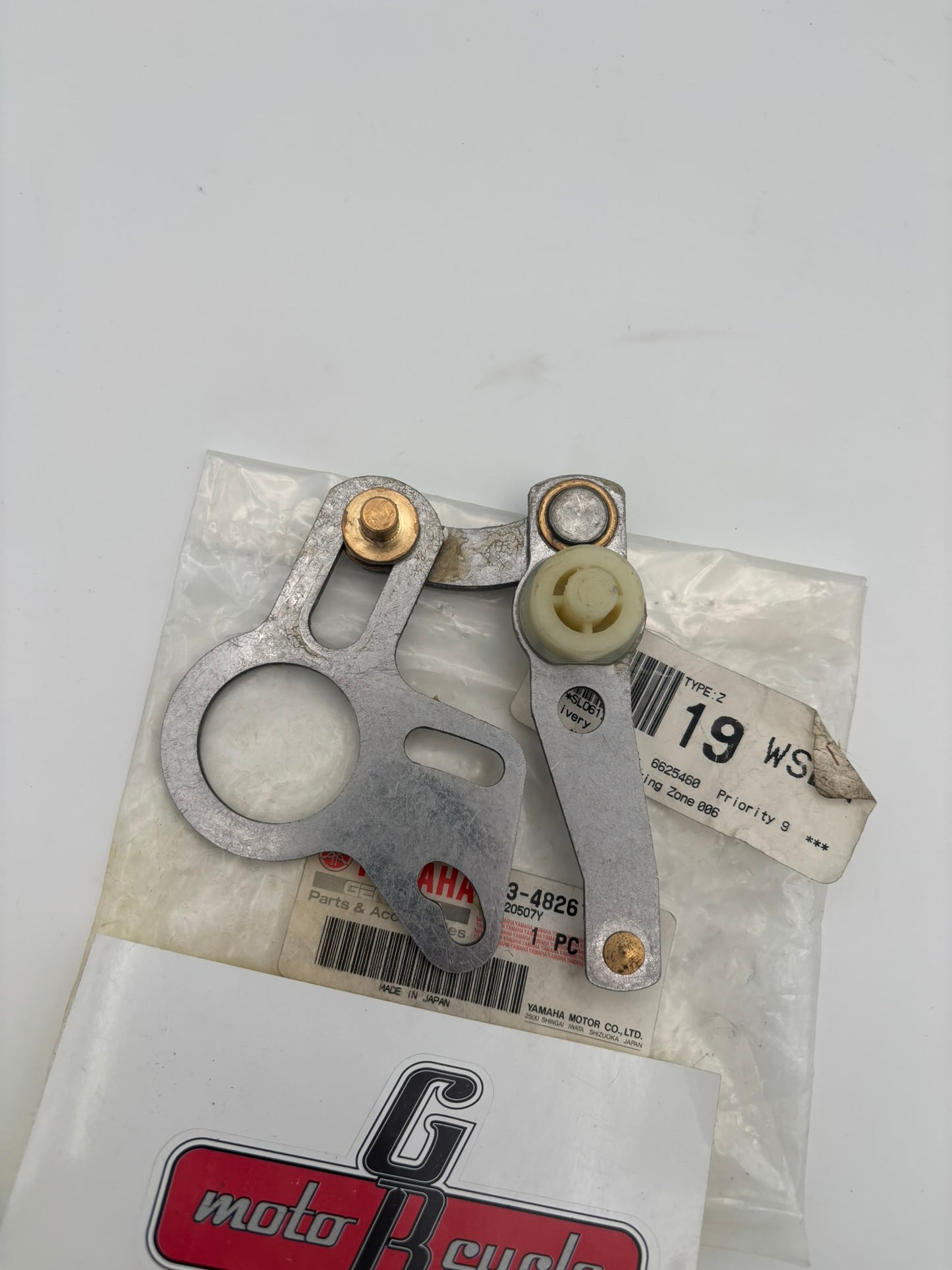 YAMAHA THROTTLE ARM 703-48261-11-00 Y234