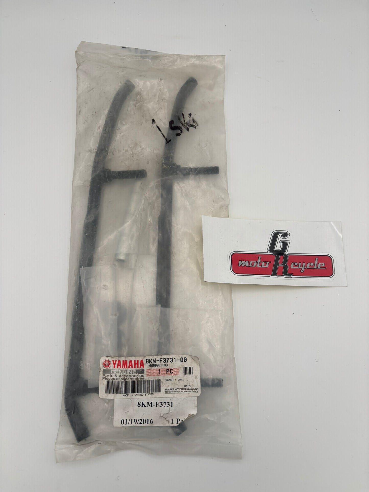 YAMAHA RUNNER 1 (PACK OF 2) 8KM-F3731-00-00 Y193