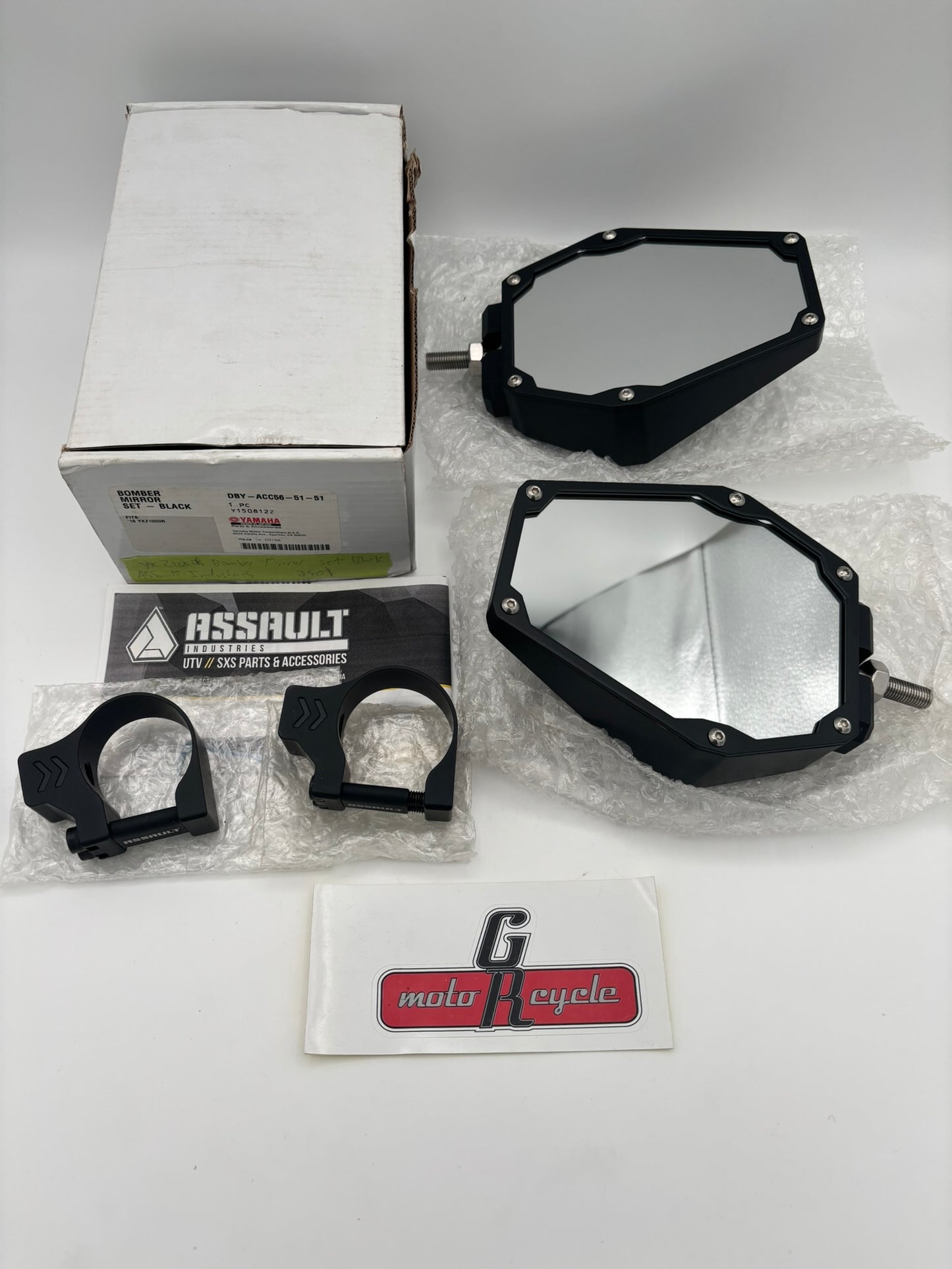 YAMAHA YXZ1000R BOMBER MIRROR KIT BLACK ASSAULT INDUSTRIES DBY-ACC56-51-51 Y235