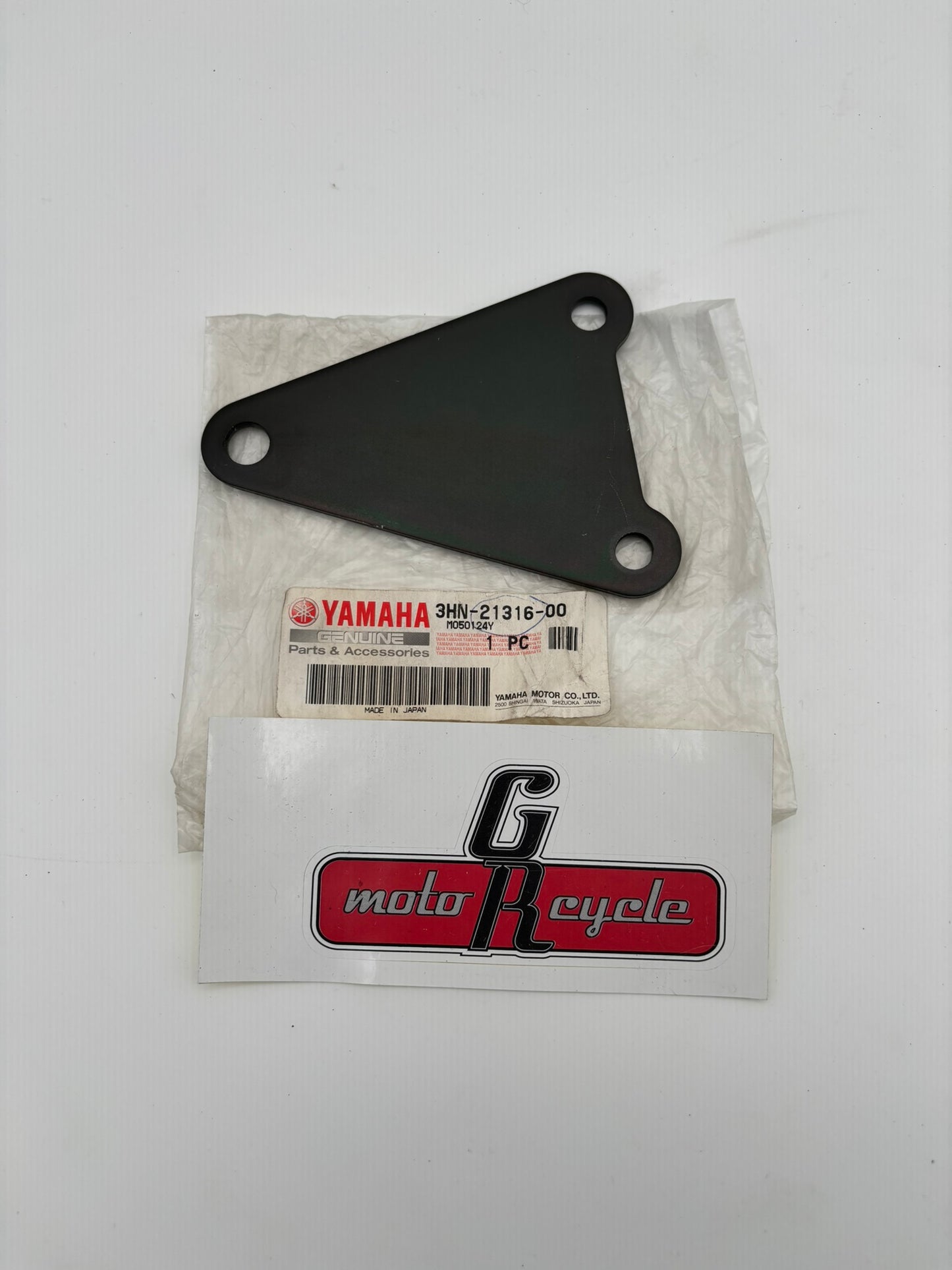 YAMAHA STAY ENGINE 3 3HN-21316-00-00 Y236