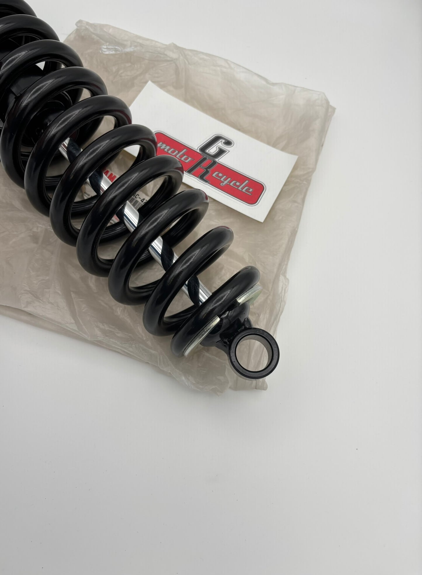 YAMAHA SHOCK ABSORBER 8AC-47480-01-00 Y238