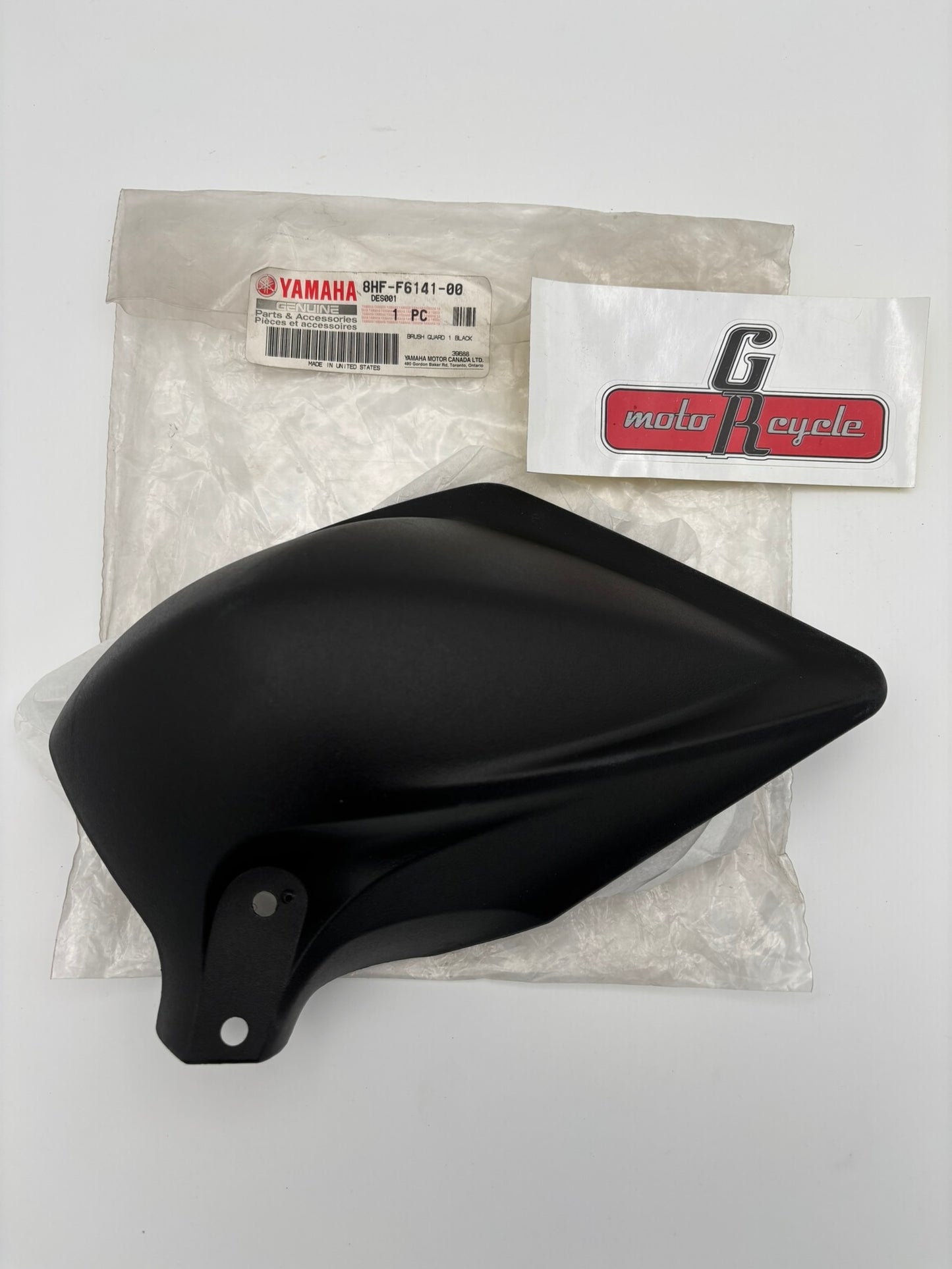 YAMAHA BRUSH GUARD 1 BLACK 8HF-F6141-00-00 Y240
