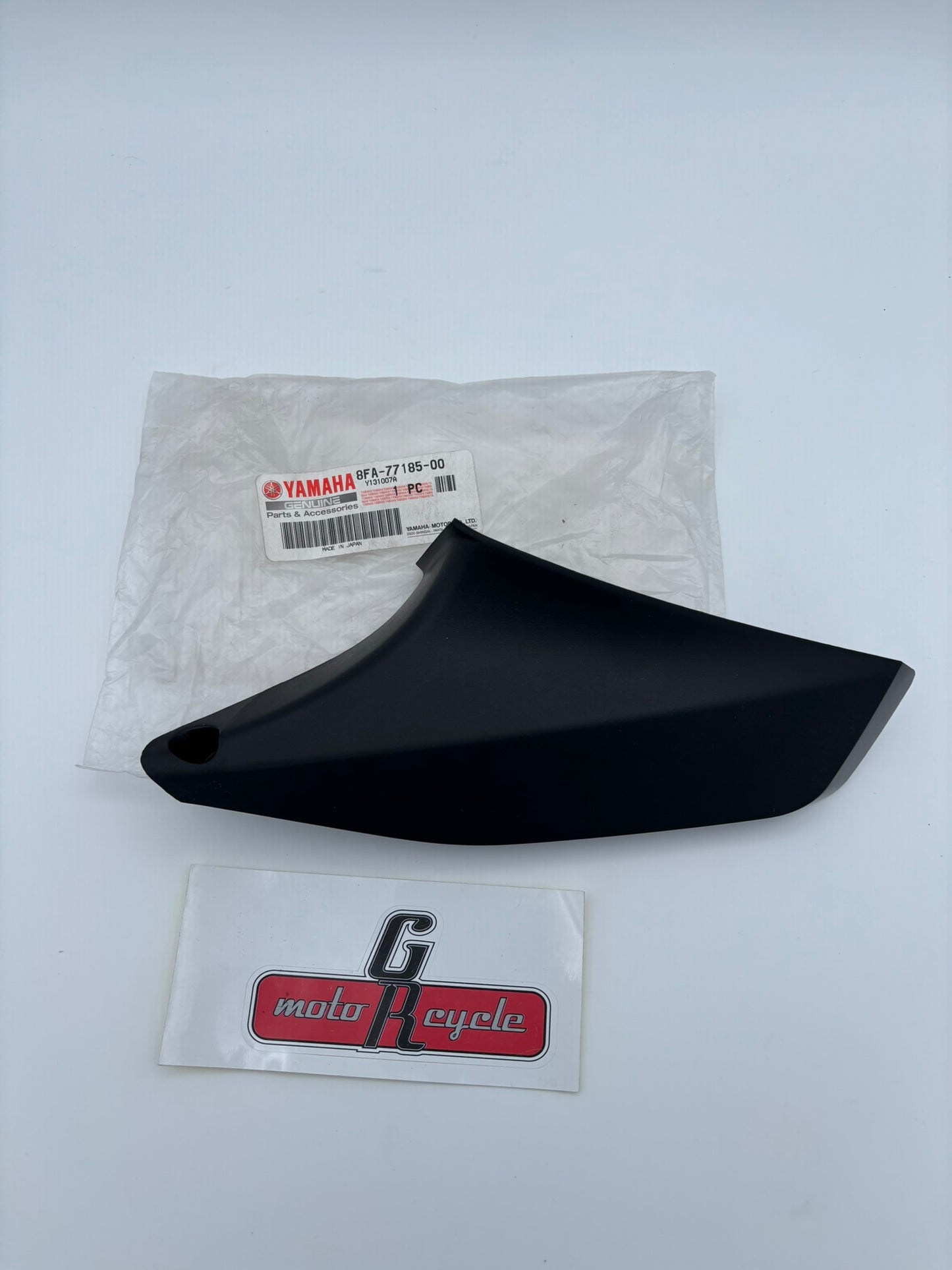 YAMAHA PLATE 1 8FA-77185-00-00 Y240