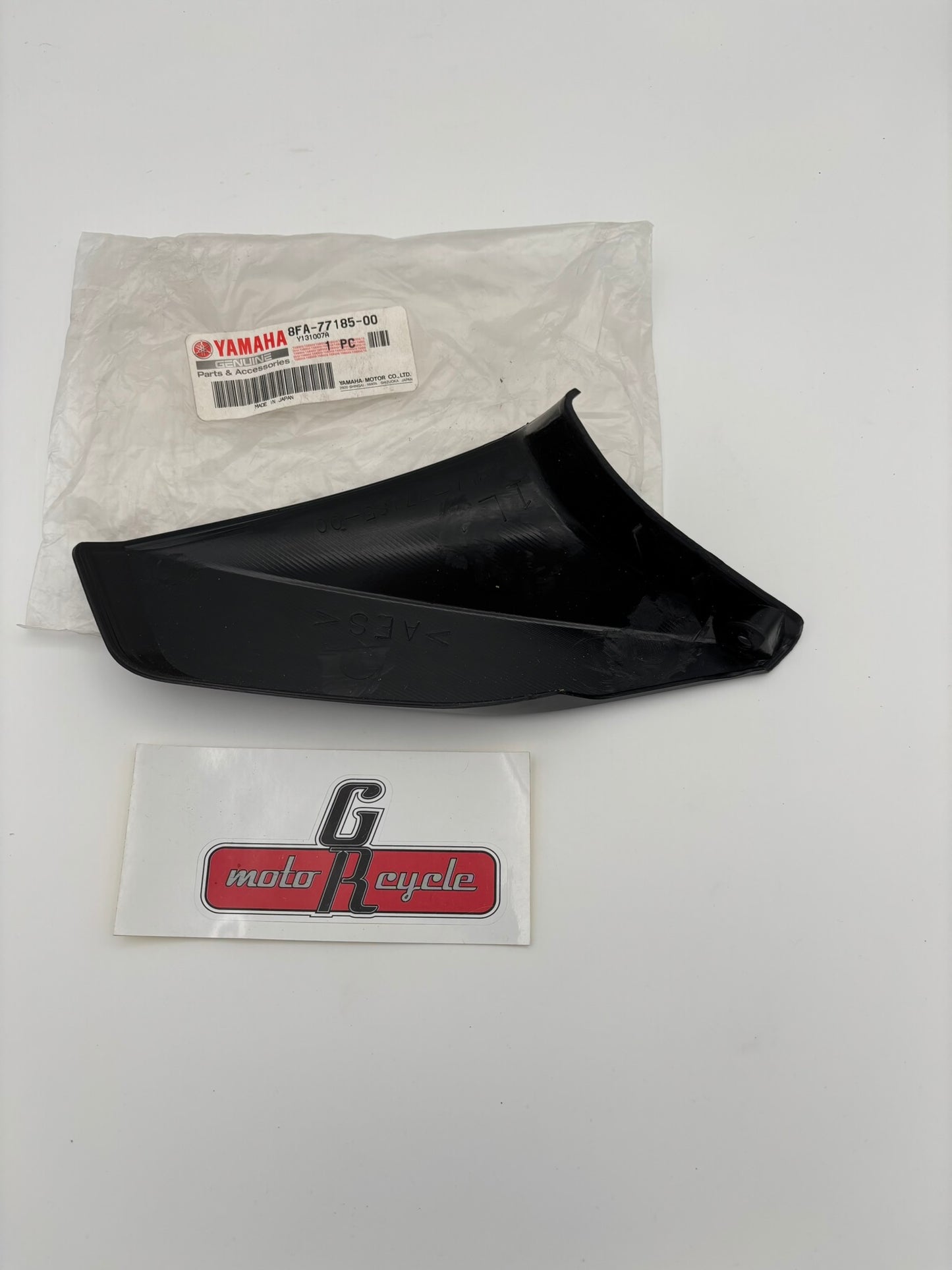 YAMAHA PLATE 1 8FA-77185-00-00 Y240