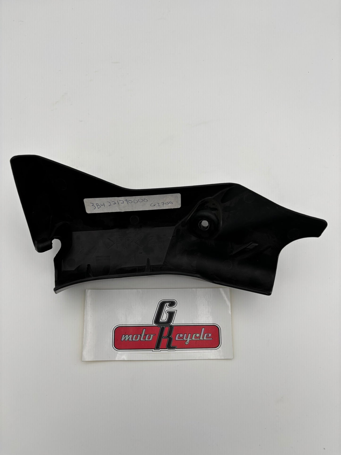 YAMAHA THRUST COVER 3B4-22129-00-00 Y241