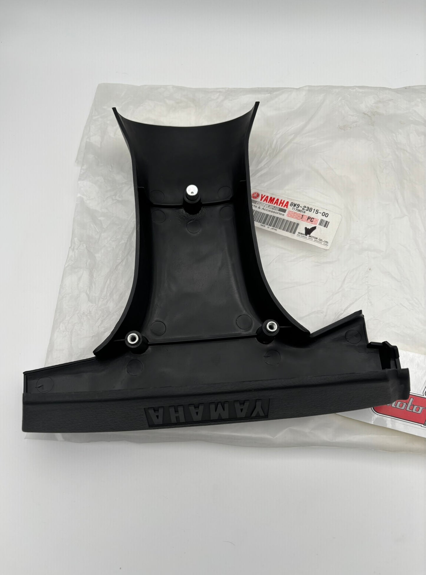 YAMAHA STEERING PAD 8W9-23815-00-00 Y243