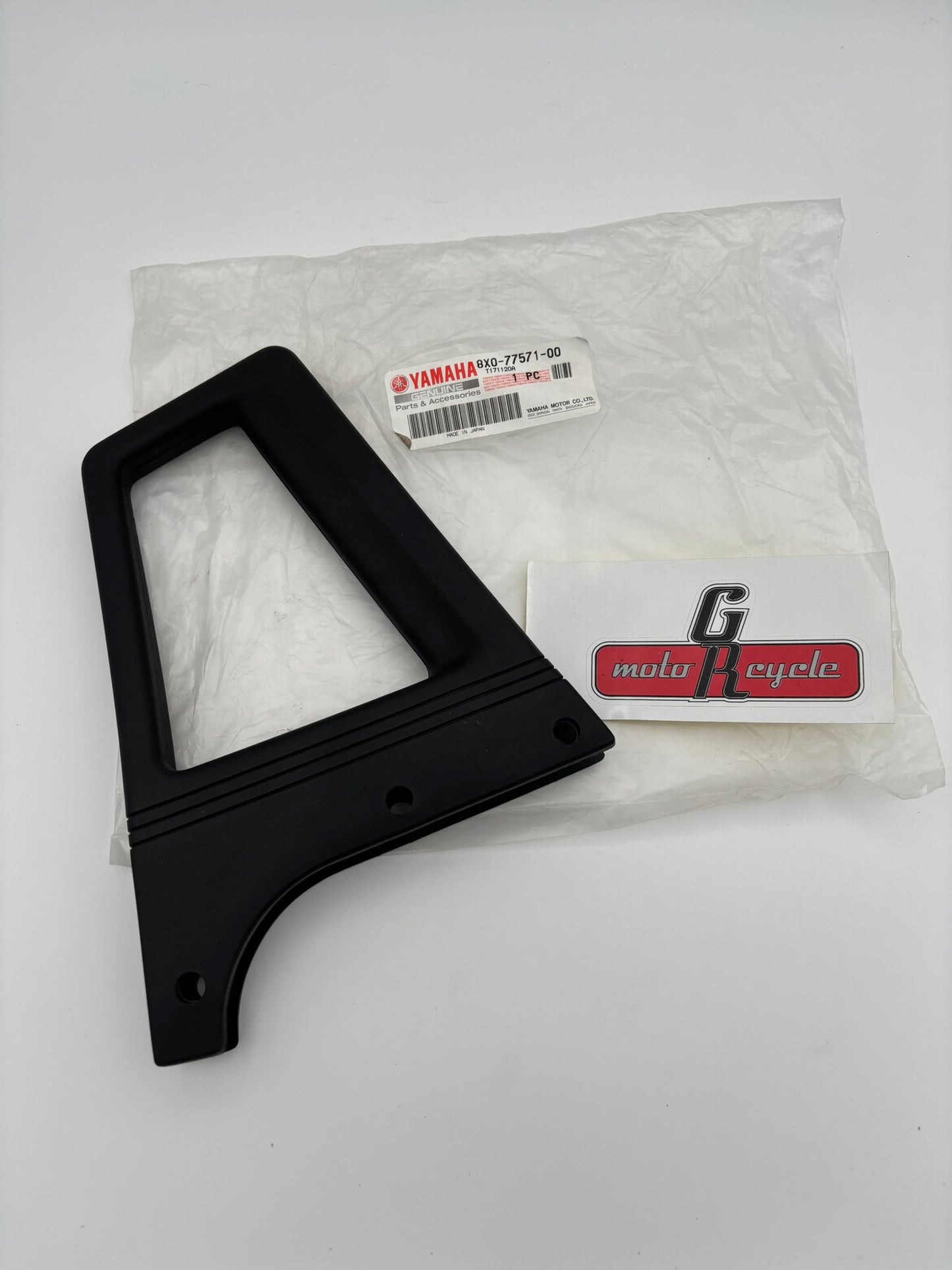 YAMAHA PASSENGER GRIP 8X0-77571-00-00 Y243