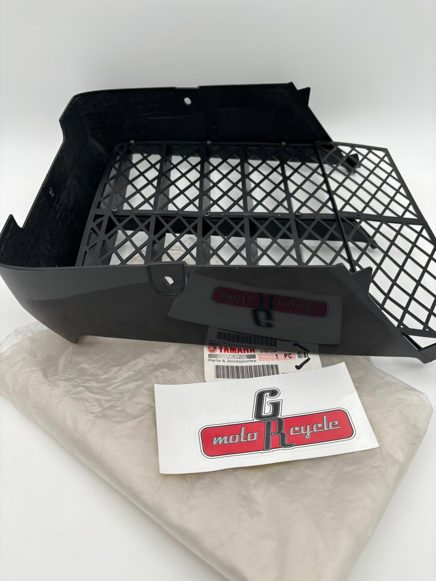YAMAHA FRONT PANEL 2GU-23391-90-00 Y243
