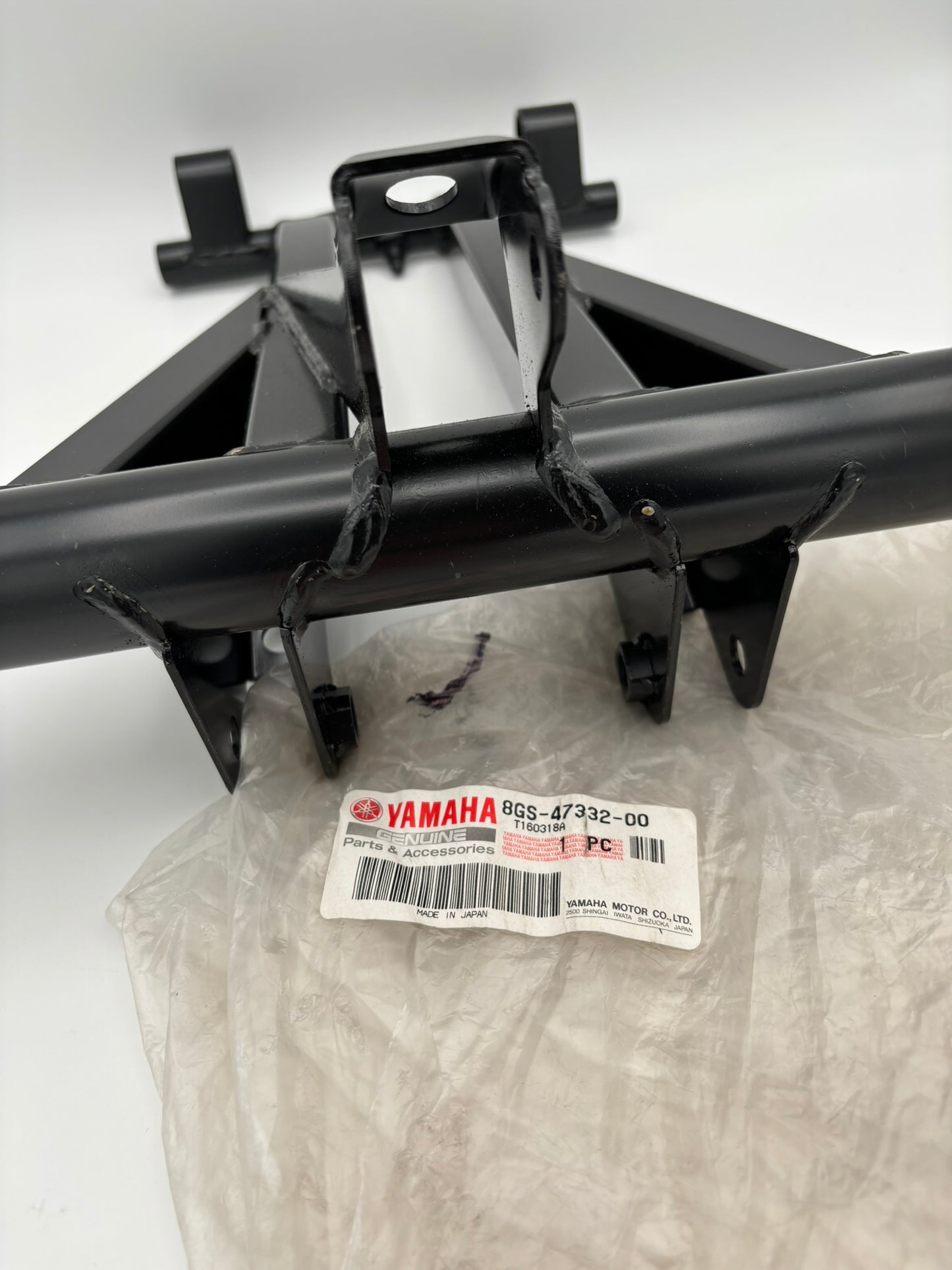 YAMAHA PIVOT ARM 2 8GS-47332-00-00 Y244