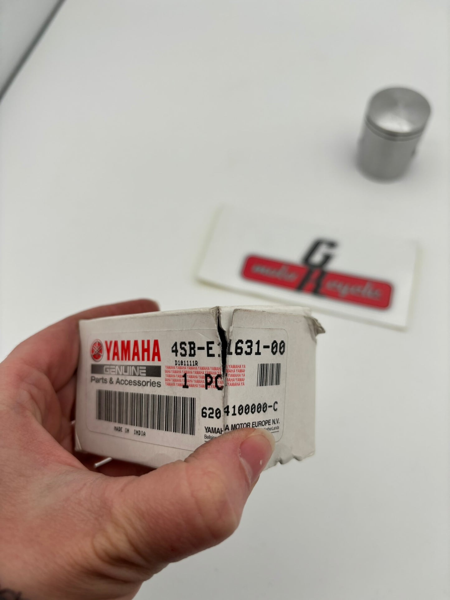 YAMAHA PISTON (STD) SUB 5WW-E1631-10-00 4SB-E1631-00-00 Y246