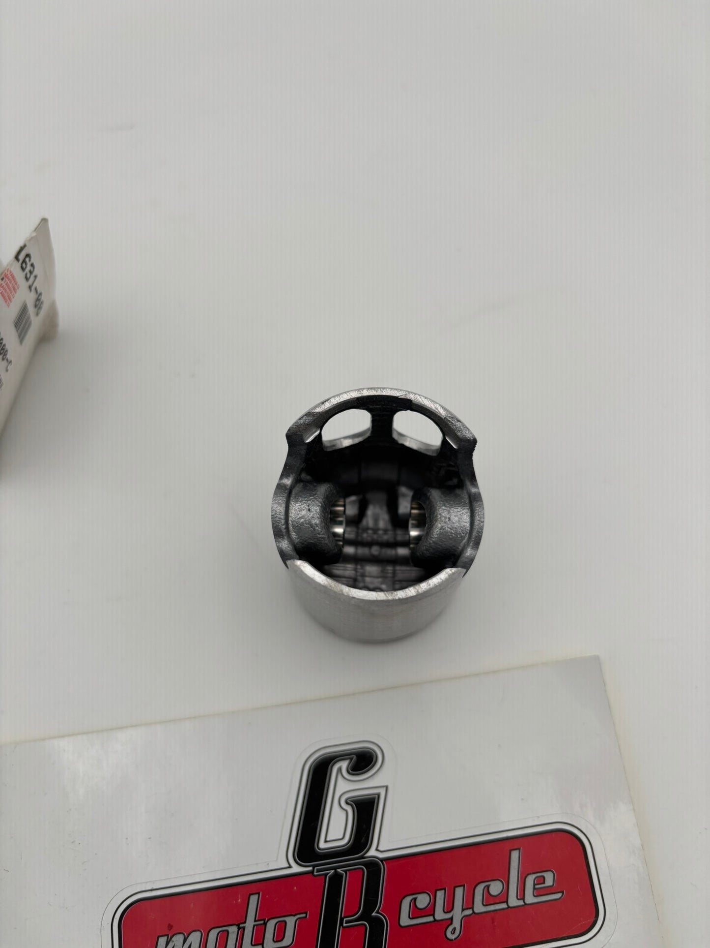 YAMAHA PISTON (STD) SUB 5WW-E1631-10-00 4SB-E1631-00-00 Y246