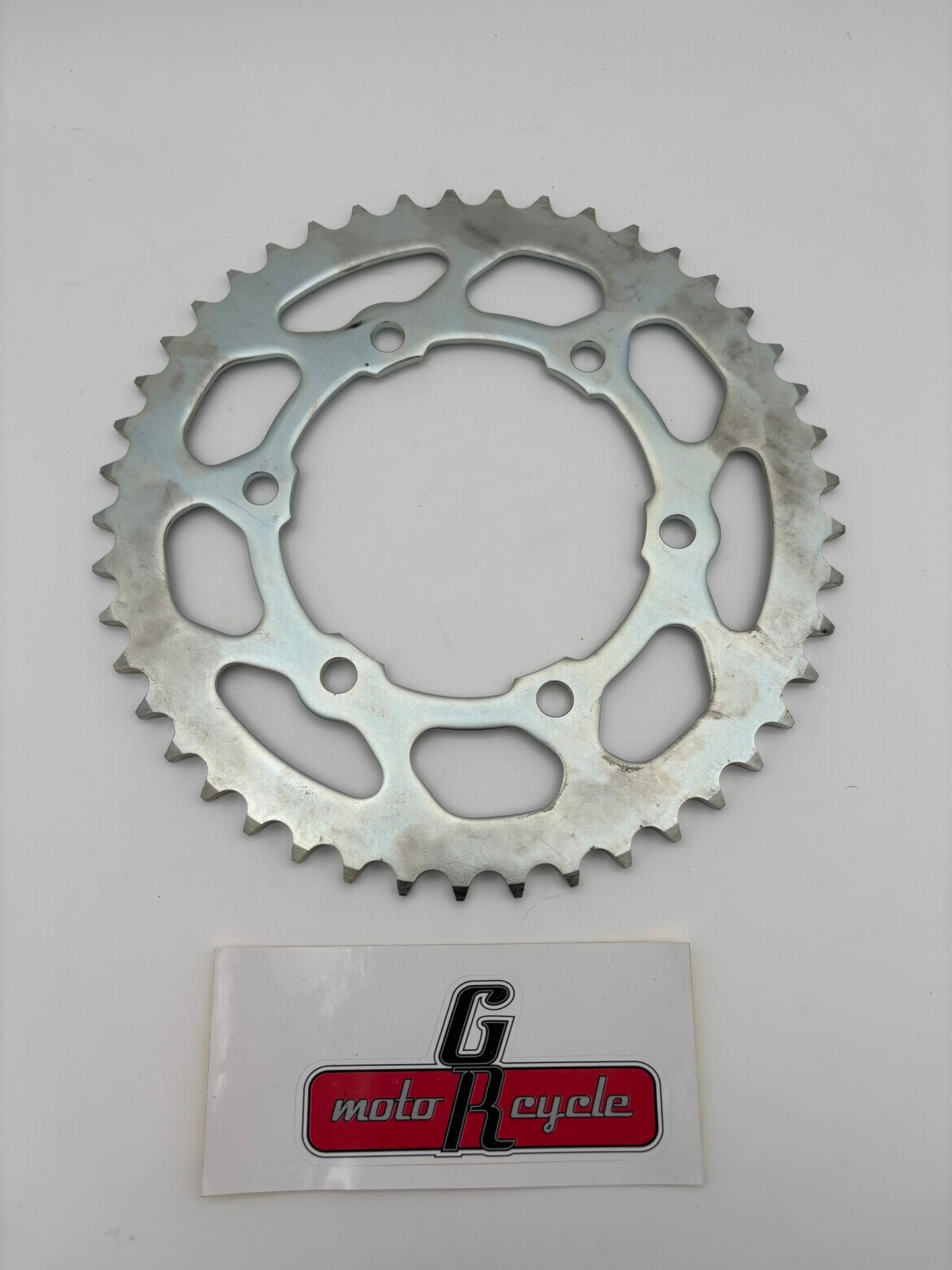 YAMAHA DRIVEN SPROCKET (45T) BS2-25445-00-00 Y249