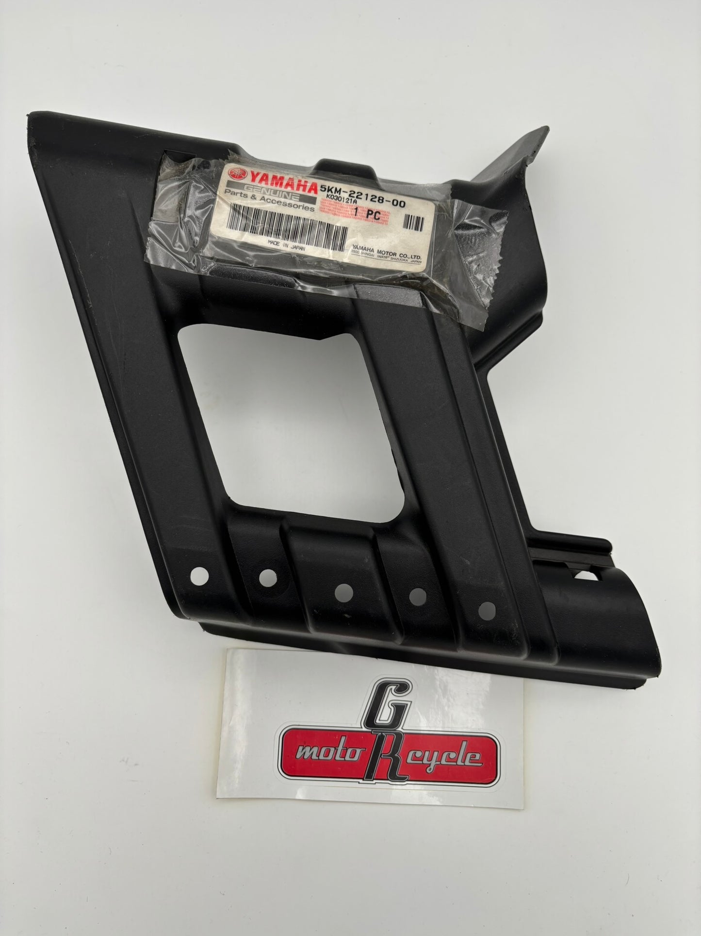 YAMAHA THRUST COVER 5KM-22128-00-00 Y250