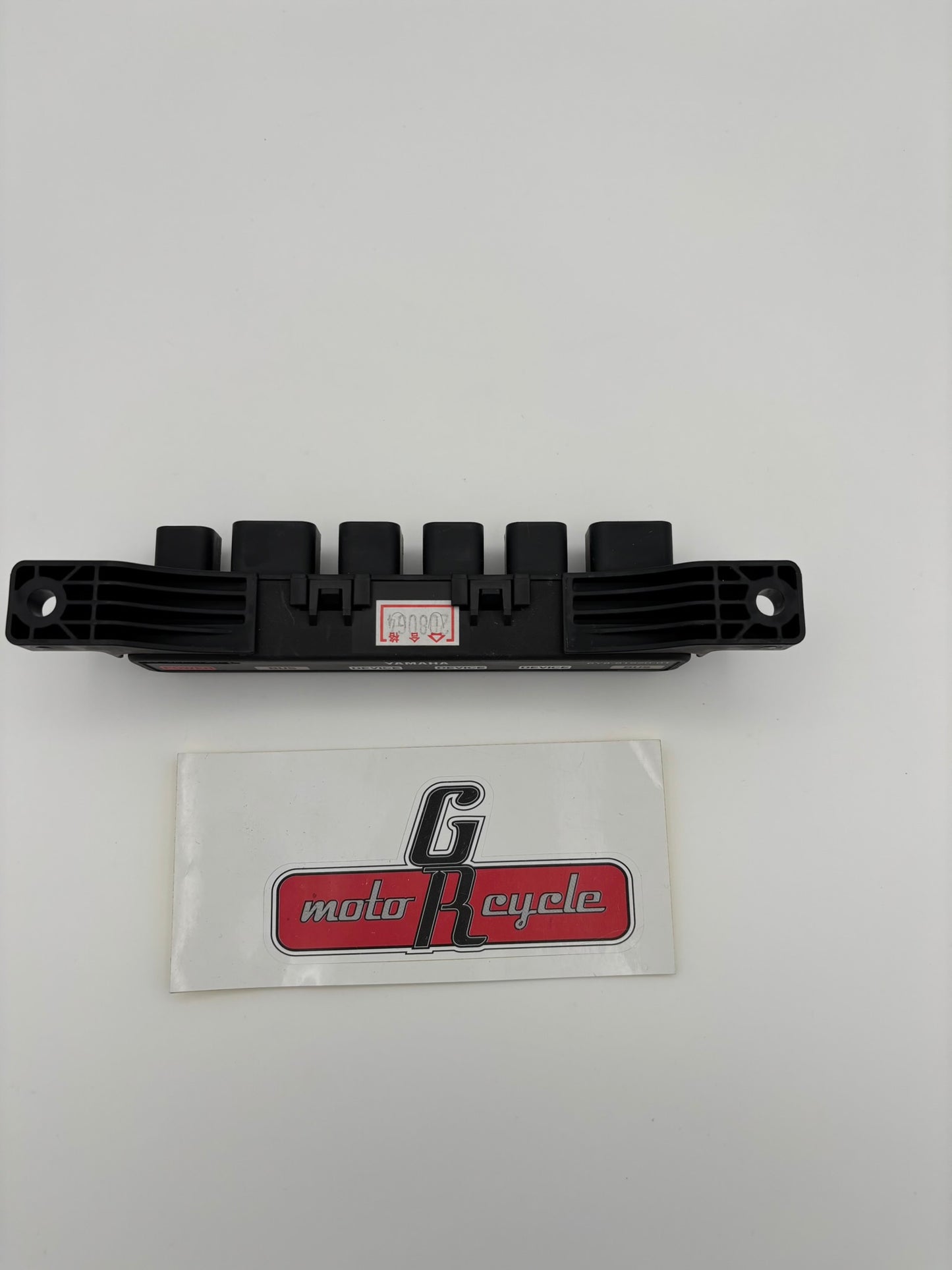 YAMAHA OUTBOARD MULTI HUB TERMINAL 6Y8-81920-01-00 Y252