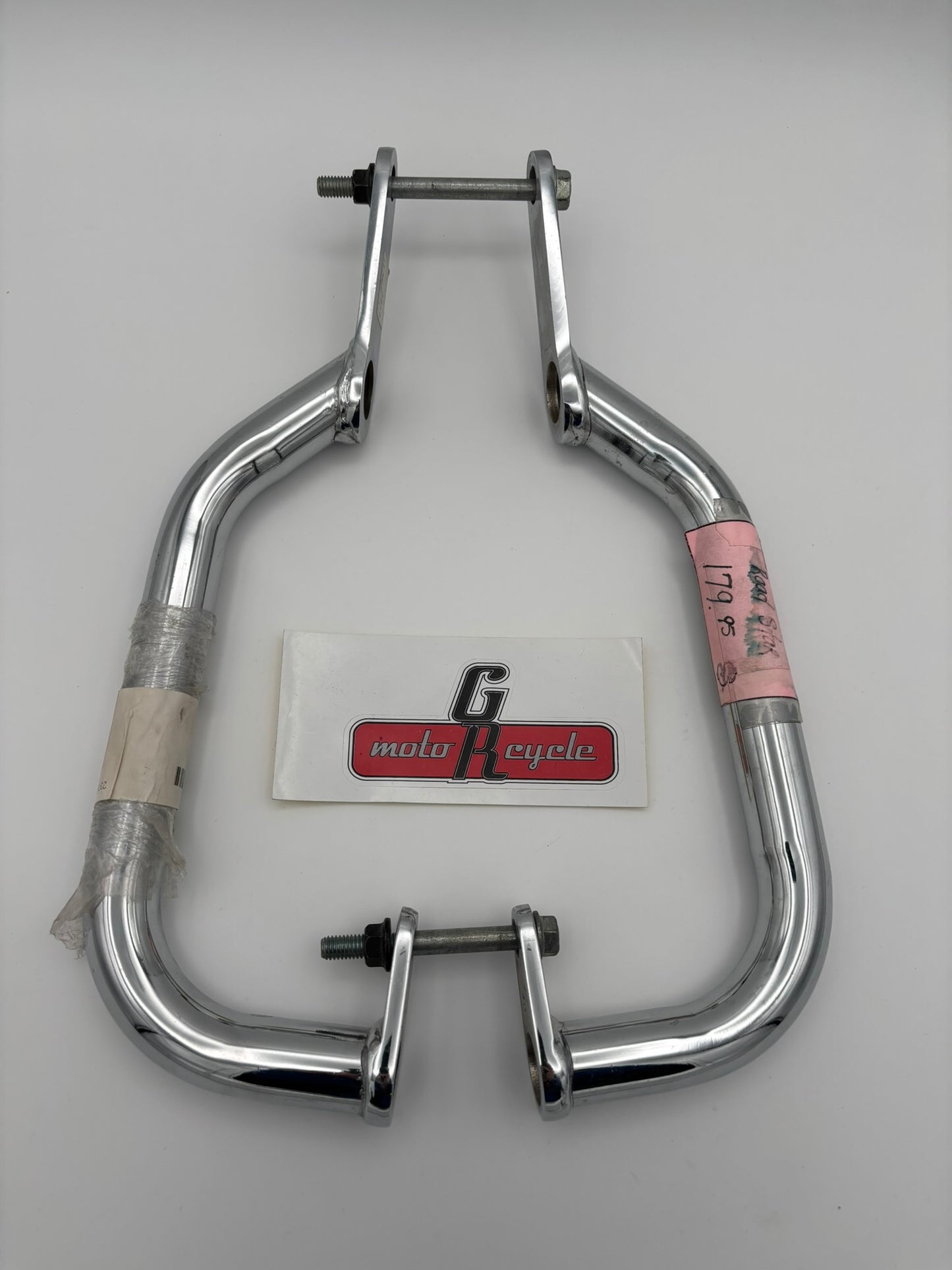 YAMAHA USED 2009 - 2014 V-STAR 650 ENGINE GUARD STR-5BN31-00-00-U Y254