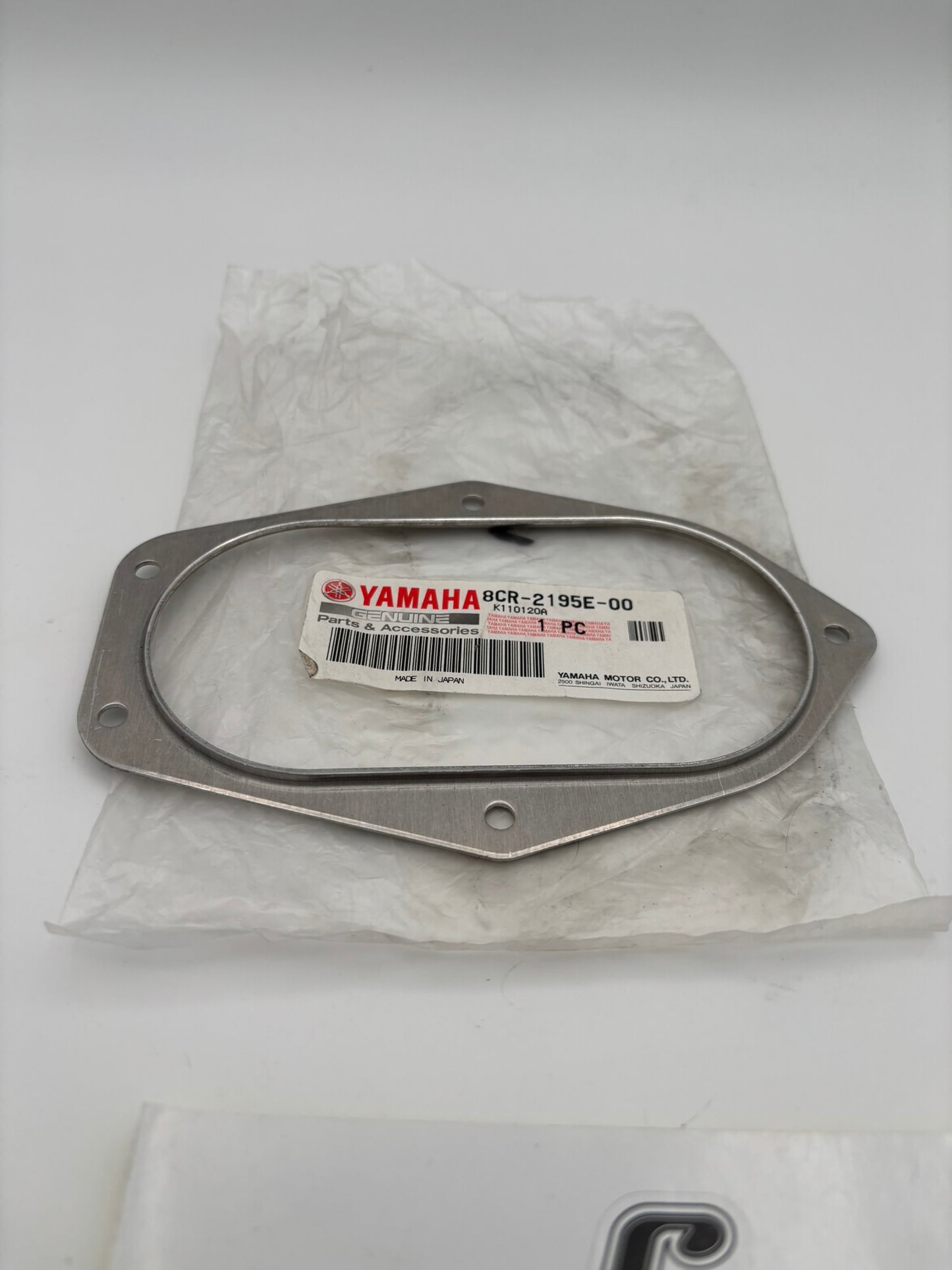 YAMAHA STEERING BRACKET PLATE 8CR-2195E-00-00 Y257