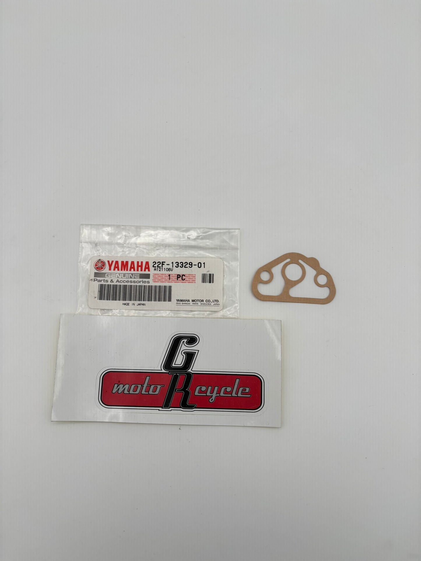 YAMAHA PUMP COVER GASKET 22F-13329-01-00 Y258