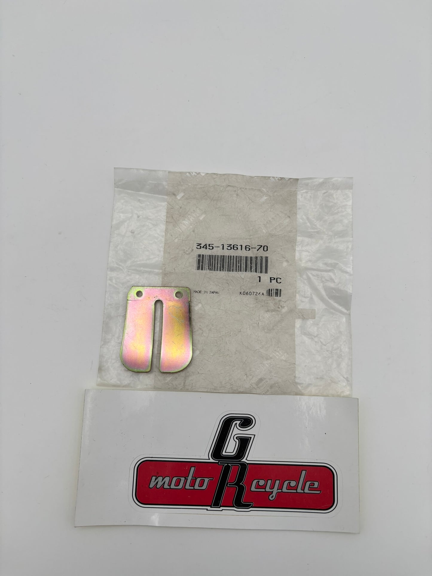 YAMAHA REED VALVE STOPPER 345-13616-70-00 Y260