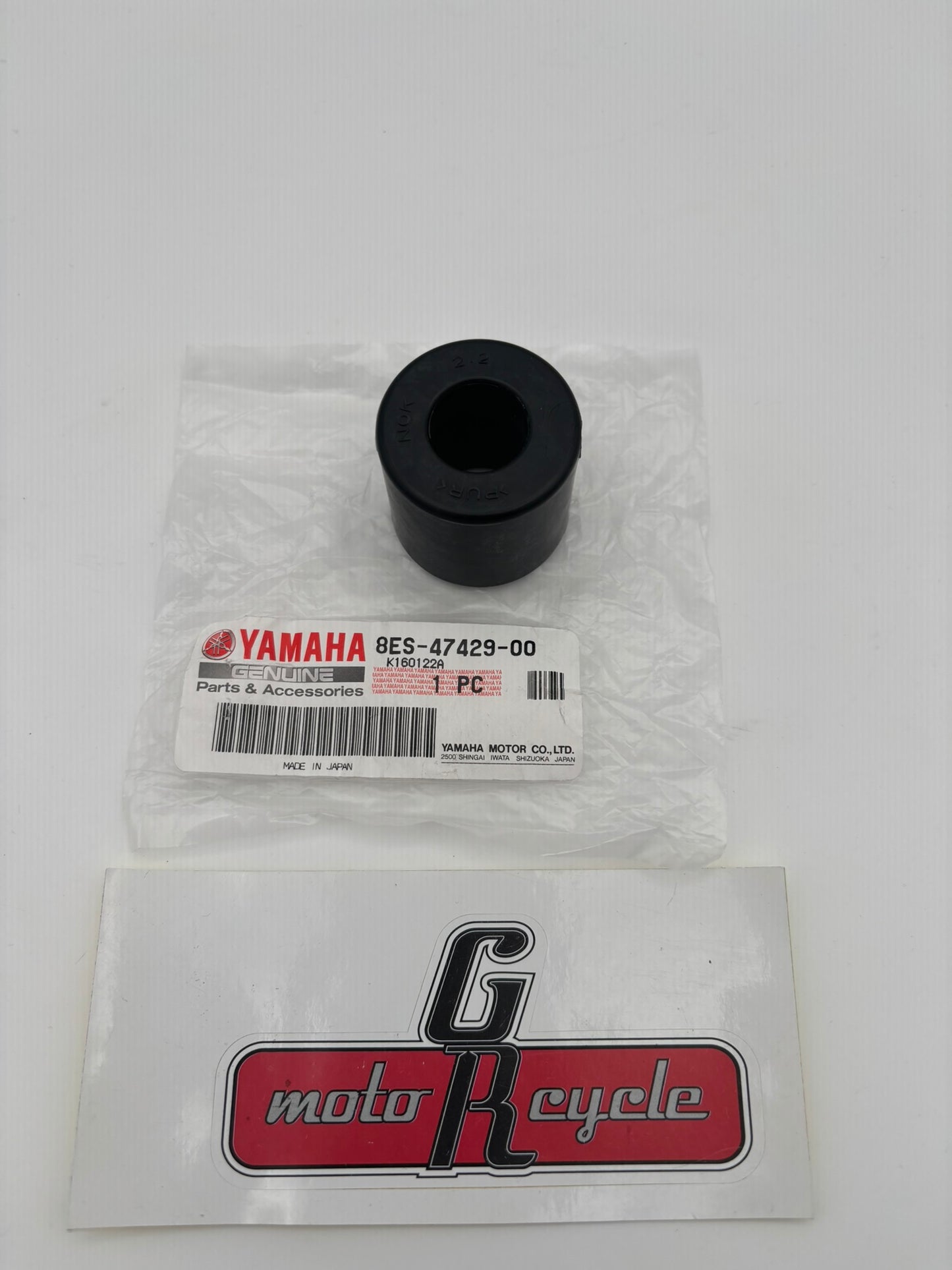 YAMAHA ROLLER 8ES-47429-00-00 Y260