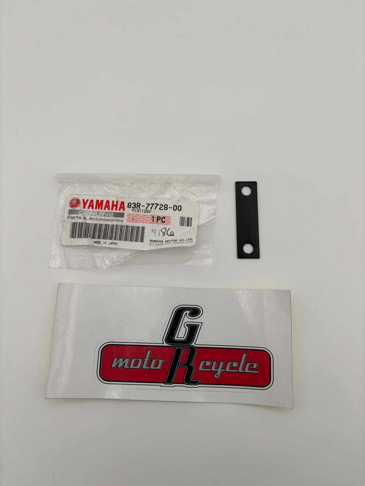 YAMAHA WASHER 83R-77728-00-00 Y261