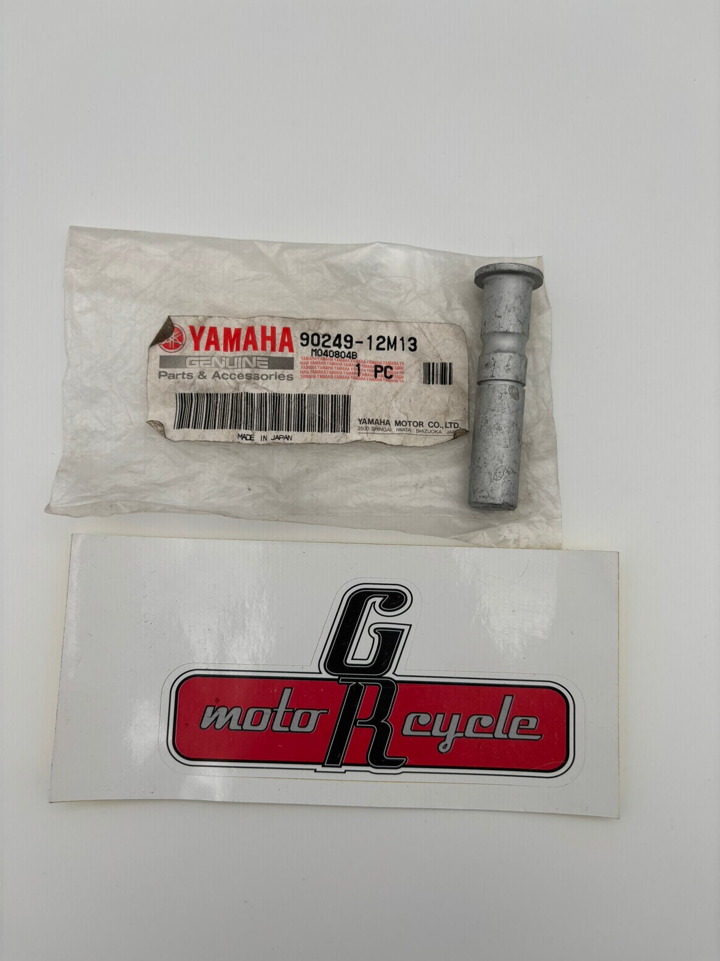 YAMAHA PIN (6F5) 90249-12M13-00 Y261