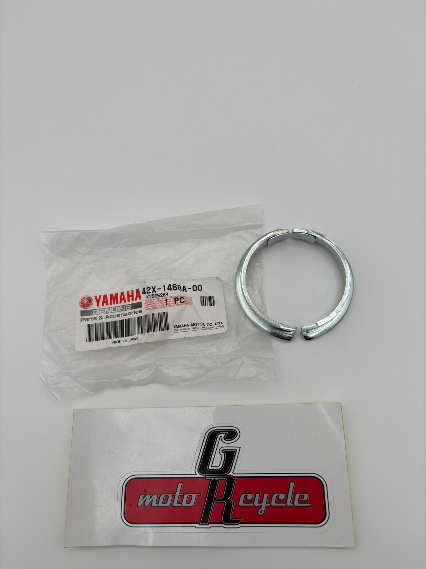 YAMAHA SILENCER 1 42X-1468A-00-00 Y262