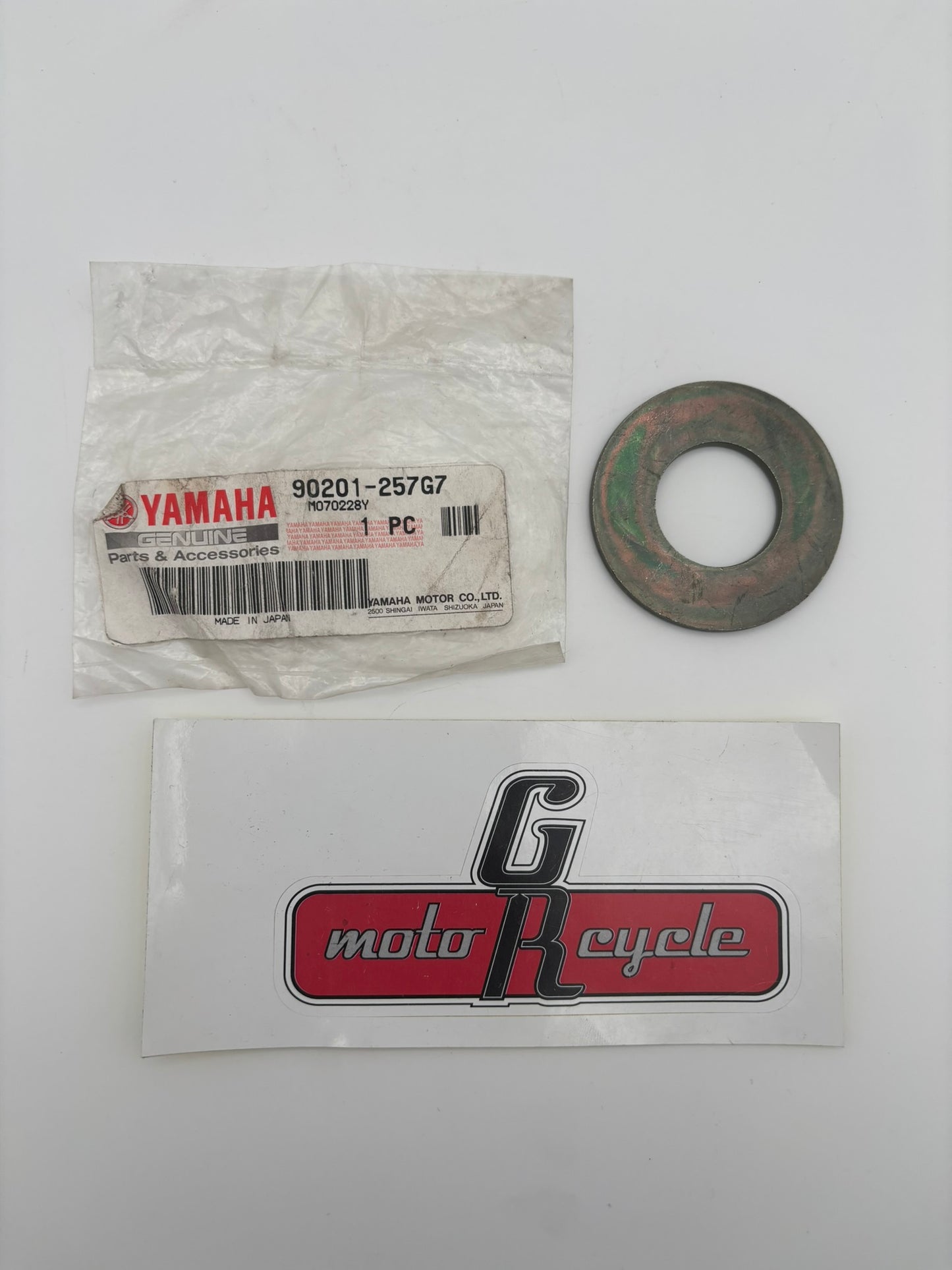 YAMAHA PLATE WASHER 8V9 90201-257G7-00 Y266