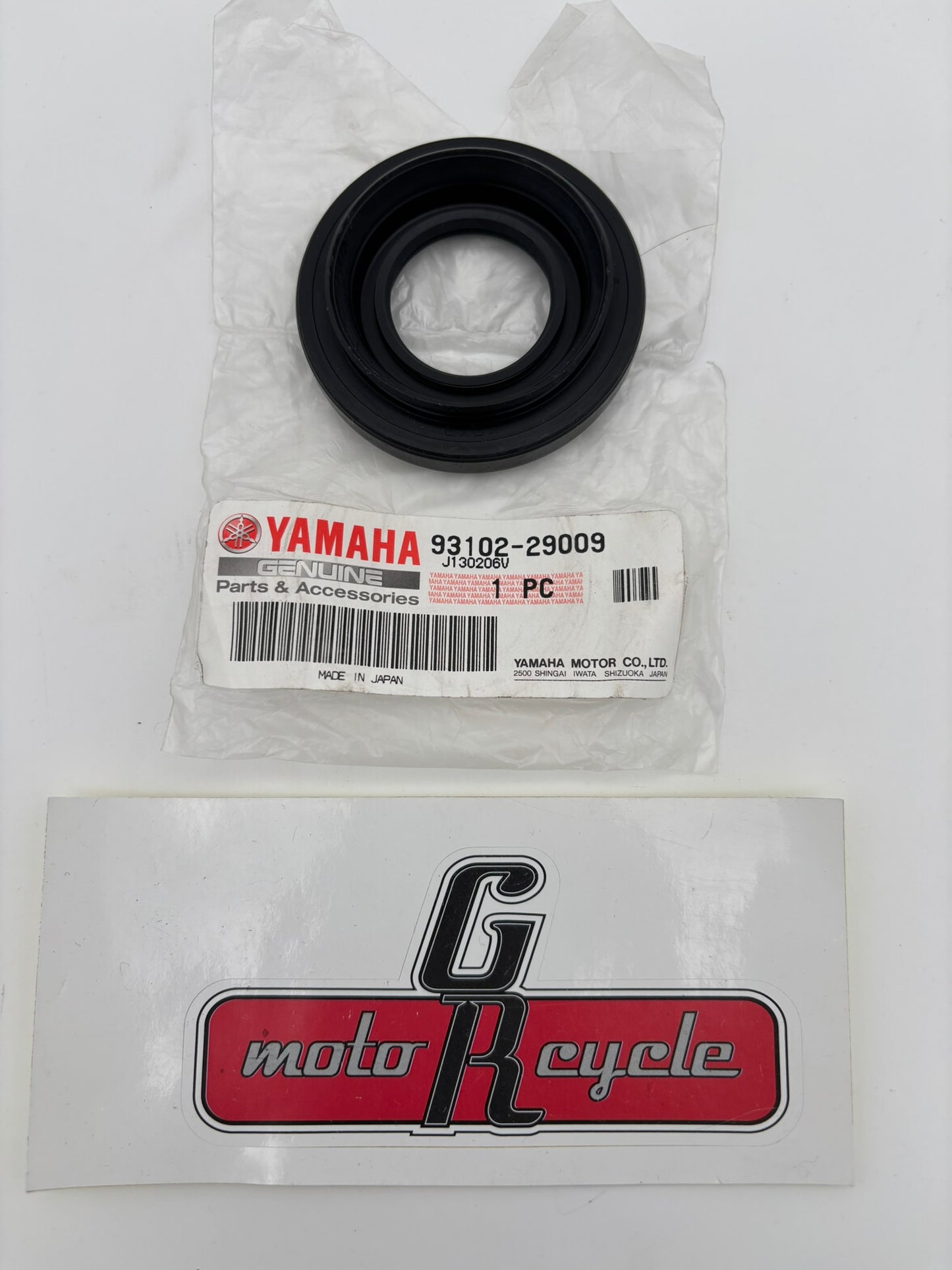 YAMAHA OIL SEAL 93102-29009-00 Y270